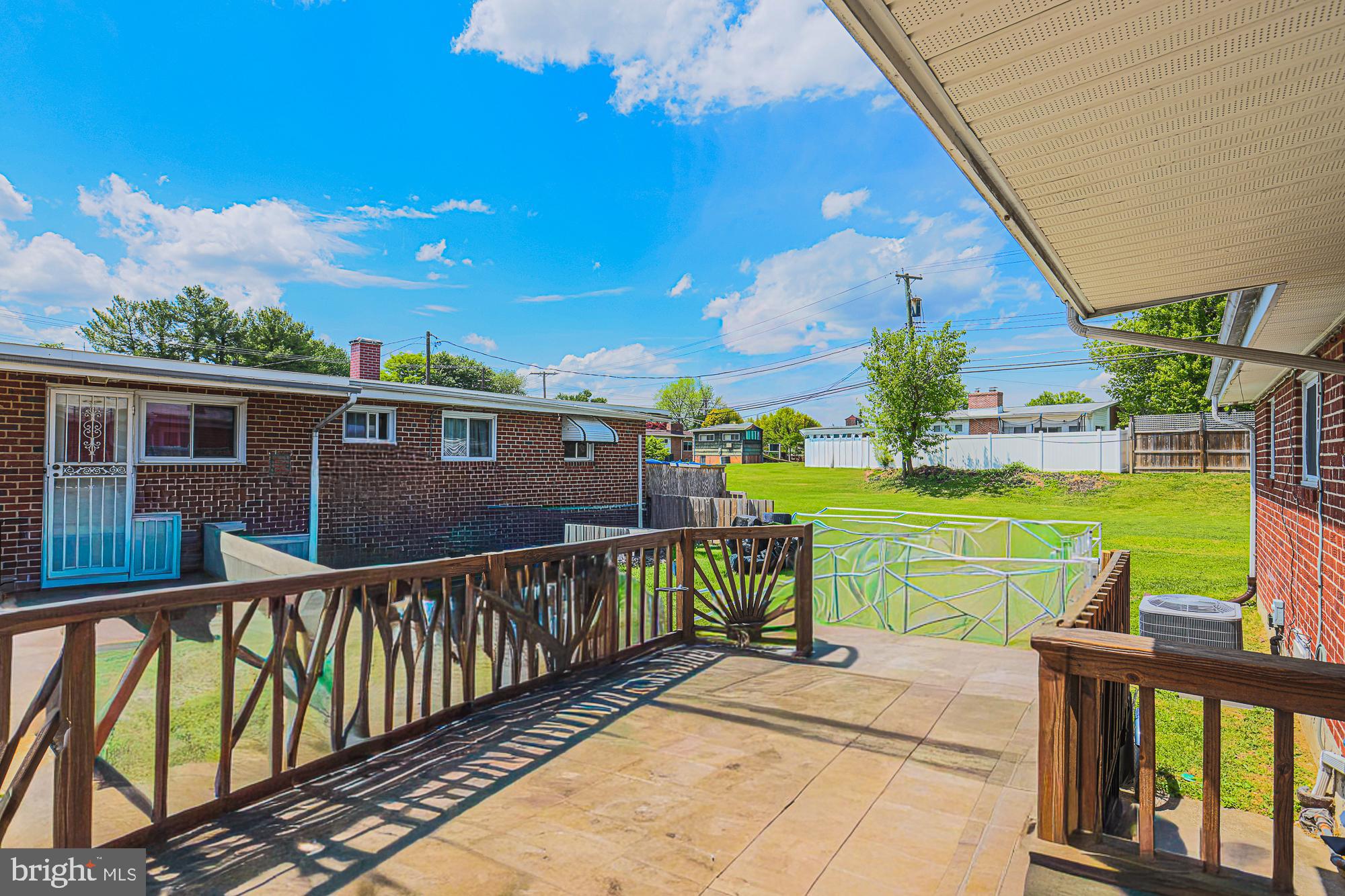 SUMMIT PARK - Residential