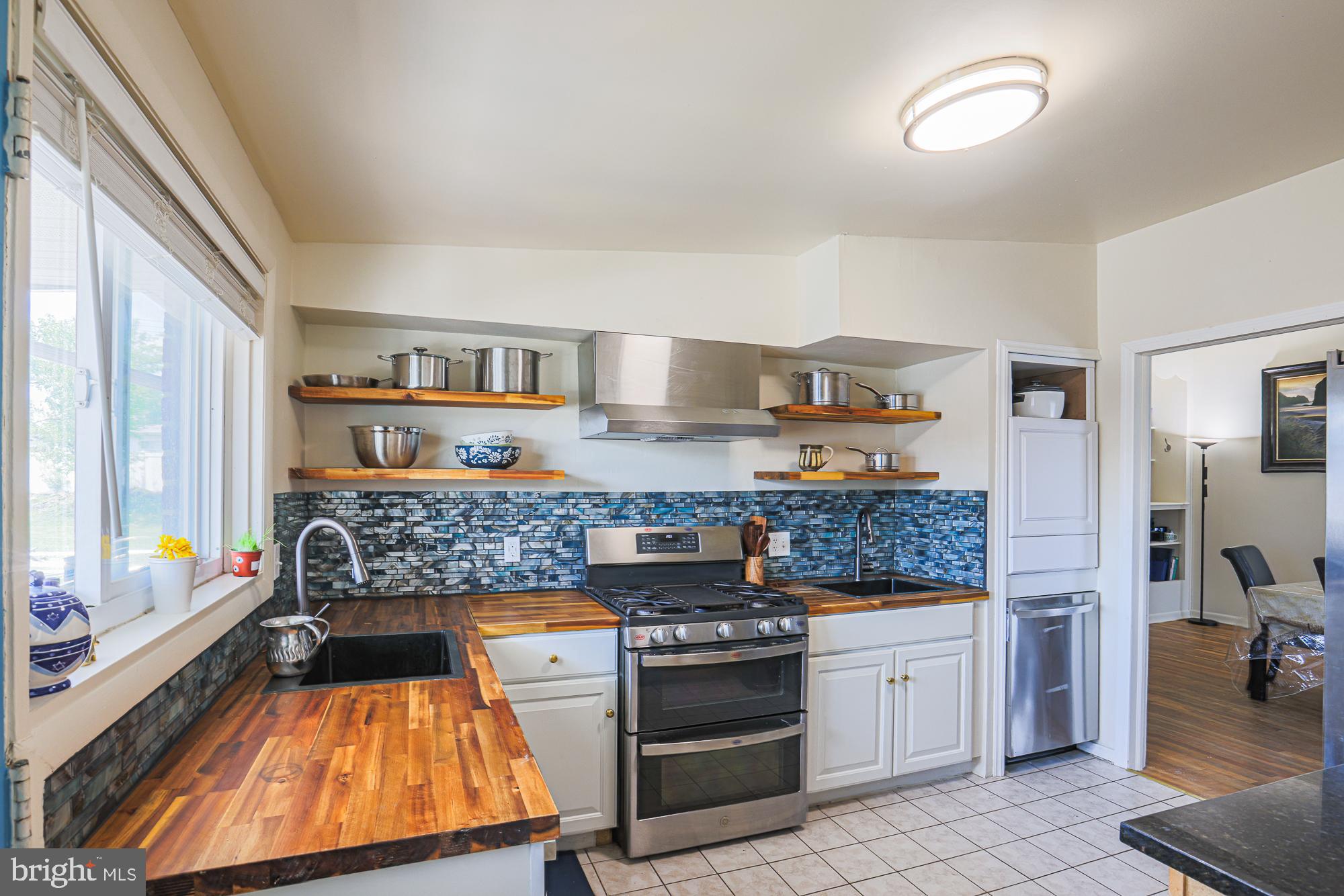 SUMMIT PARK - Residential