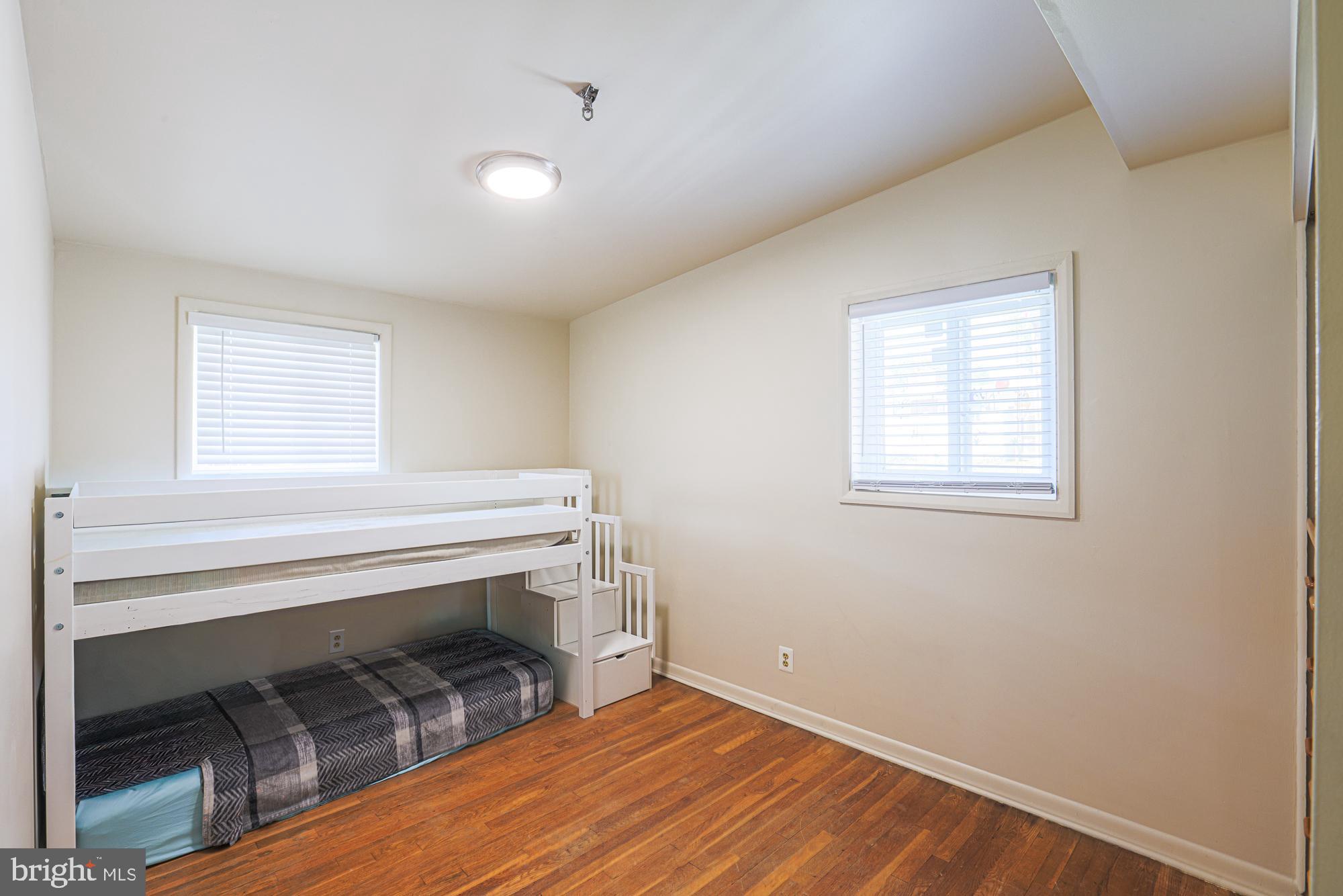 SUMMIT PARK - Residential