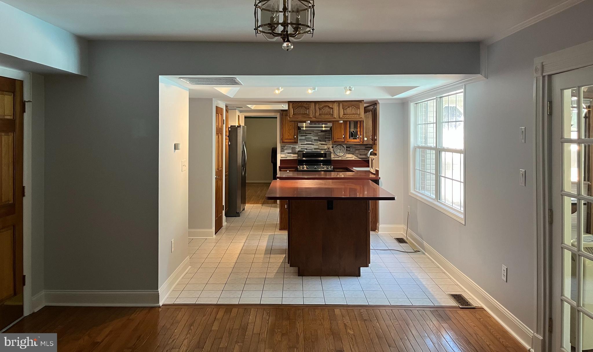 GRAHAM PARK SHORES - Residential