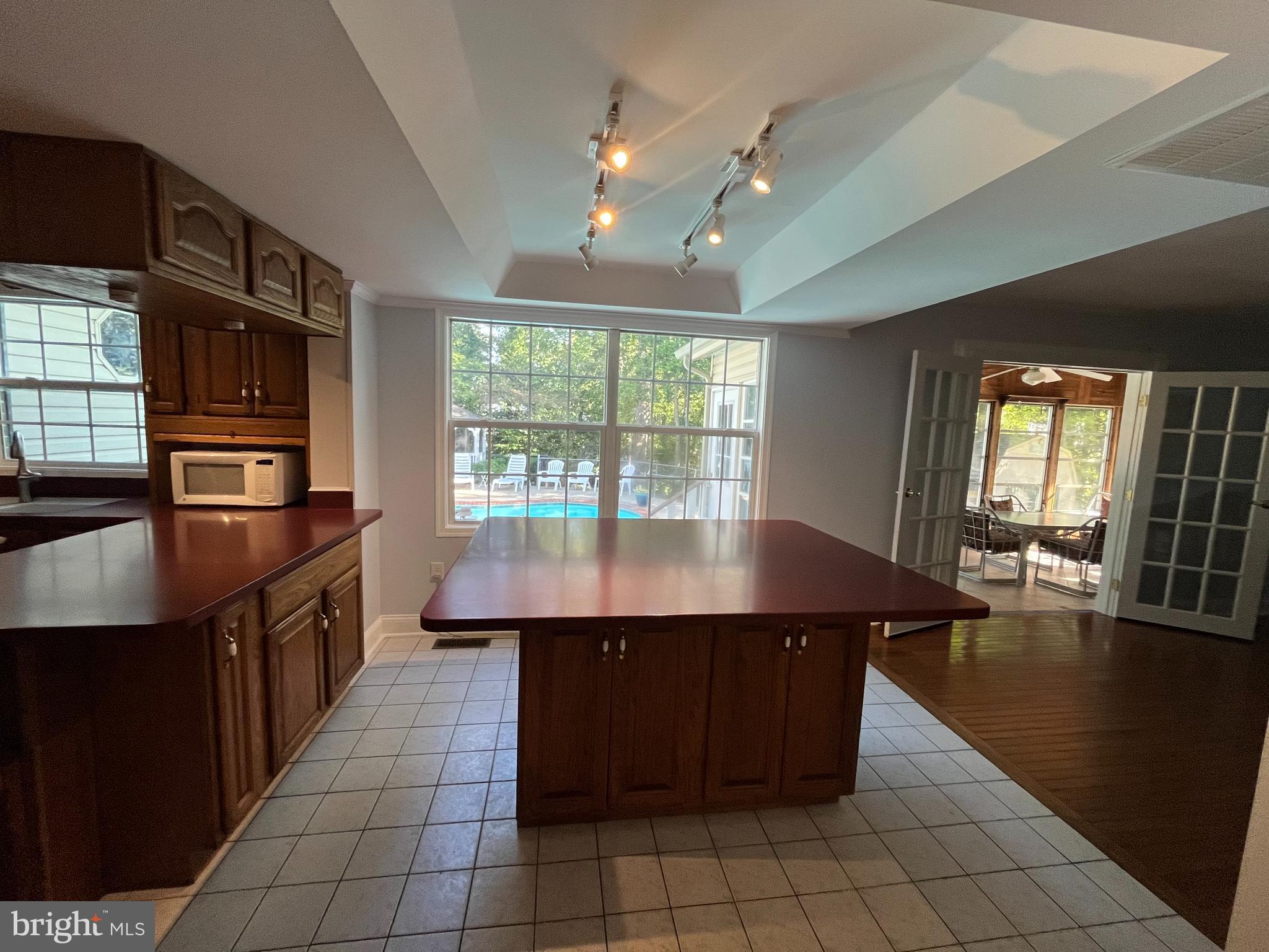 GRAHAM PARK SHORES - Residential