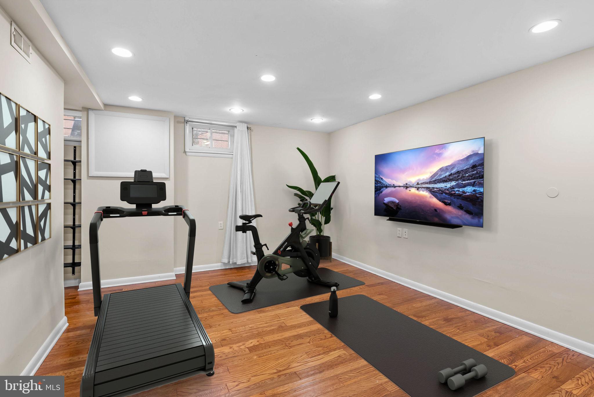 GRADUATE HOSPITAL - Residential