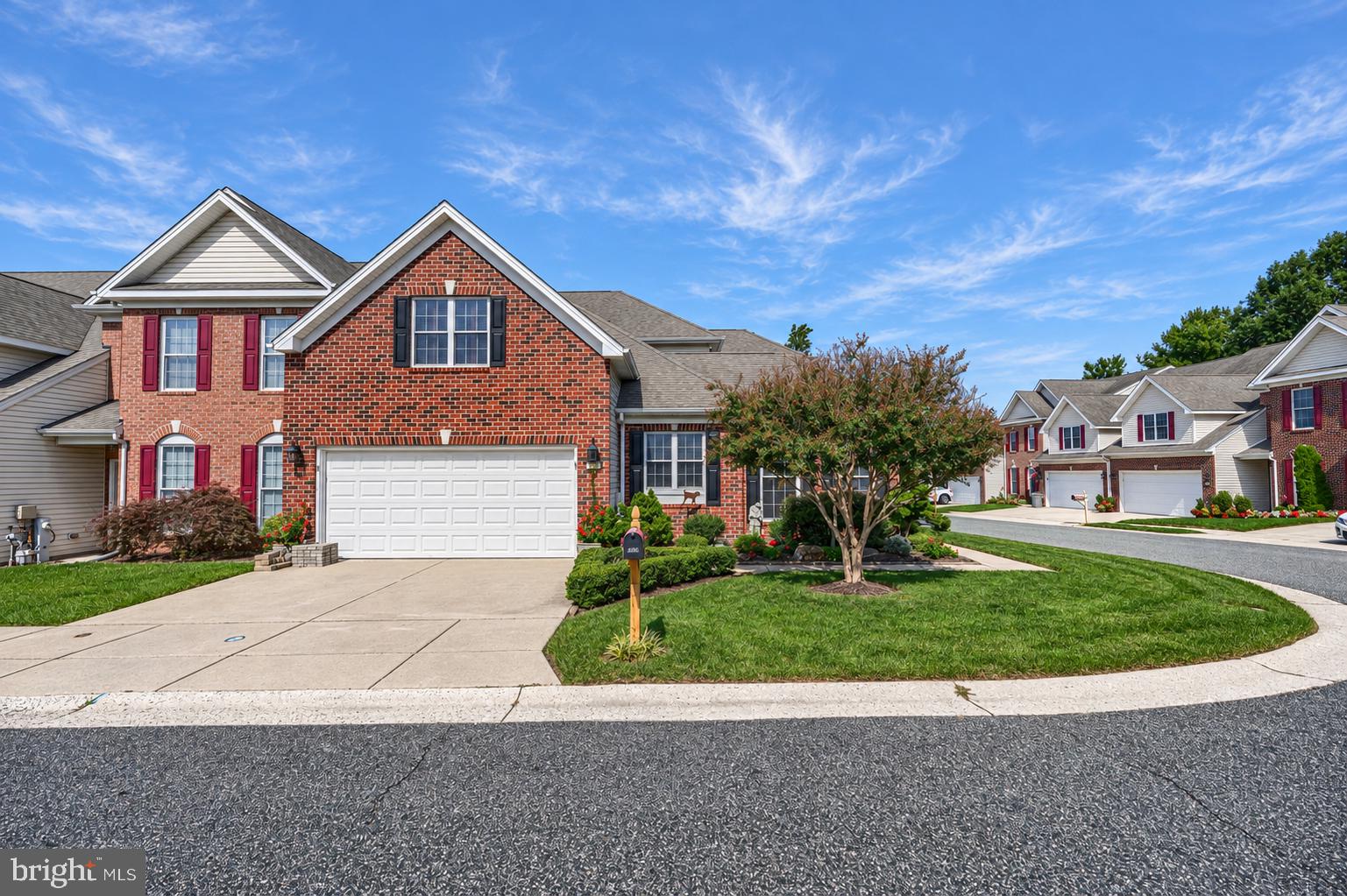 406 SHELLBARK COURT
