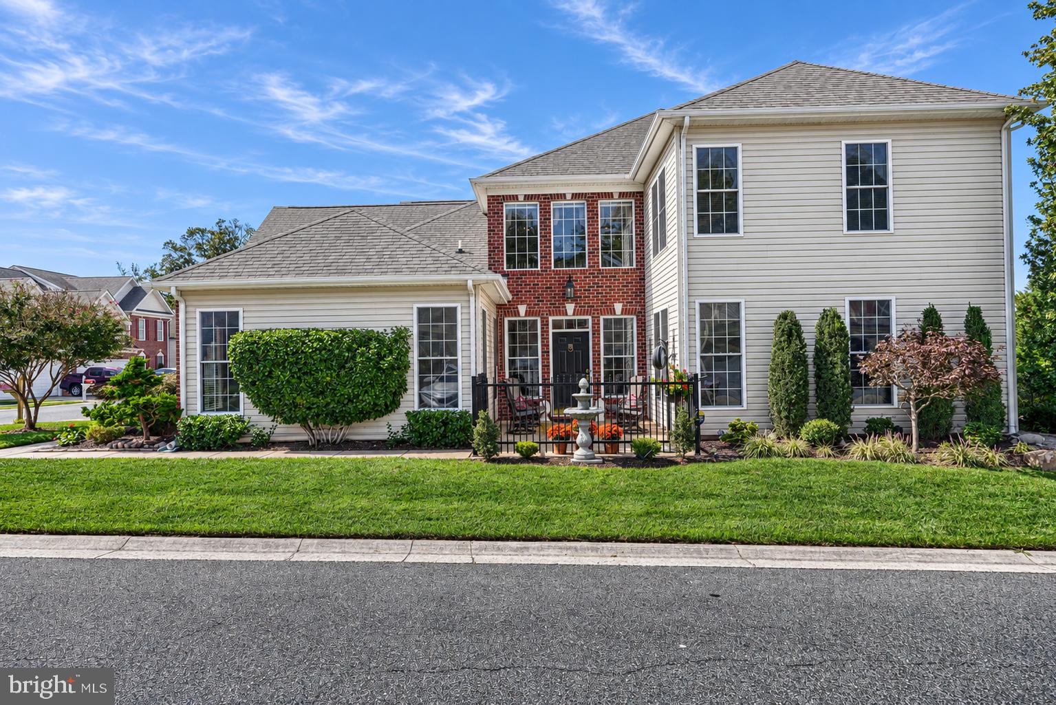 406 SHELLBARK COURT