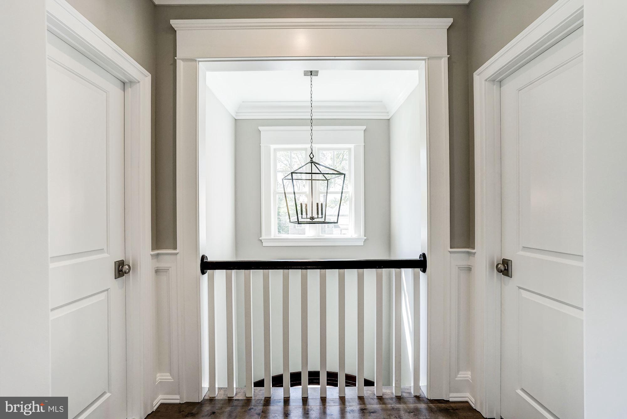 VIENNA WOODS - Residential