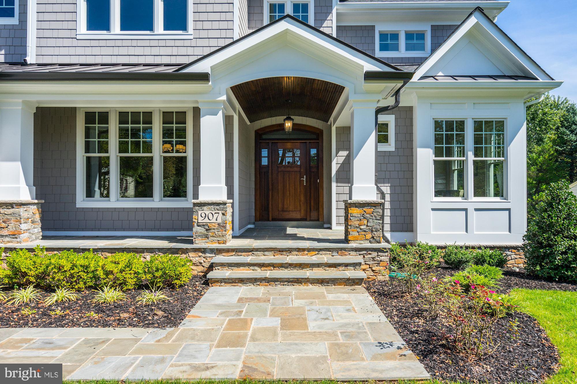 VIENNA WOODS - Residential