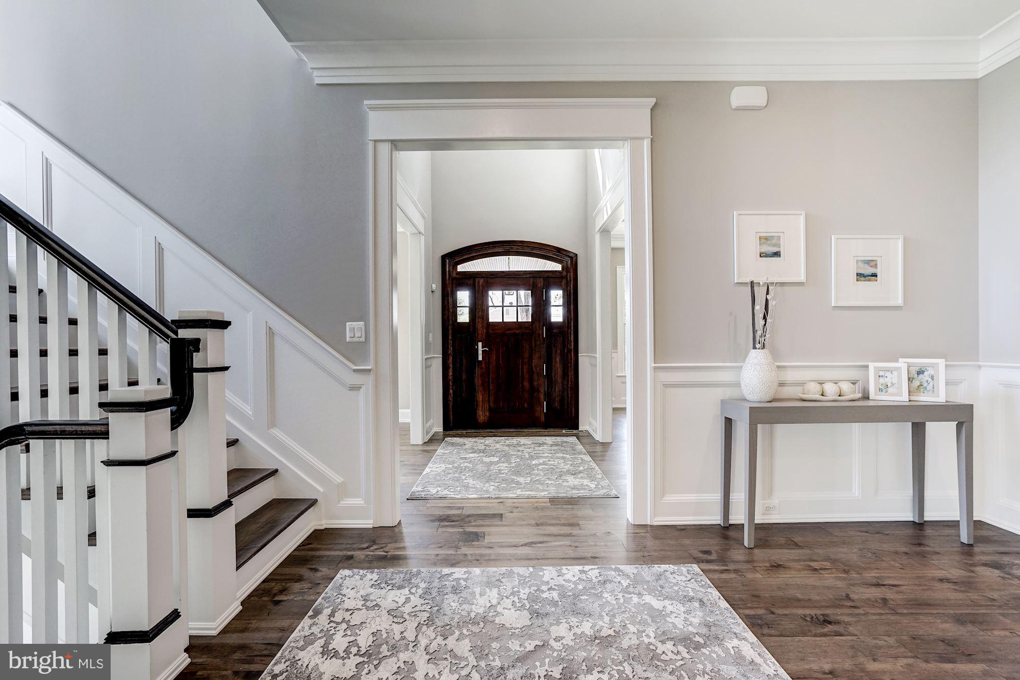 VIENNA WOODS - Residential