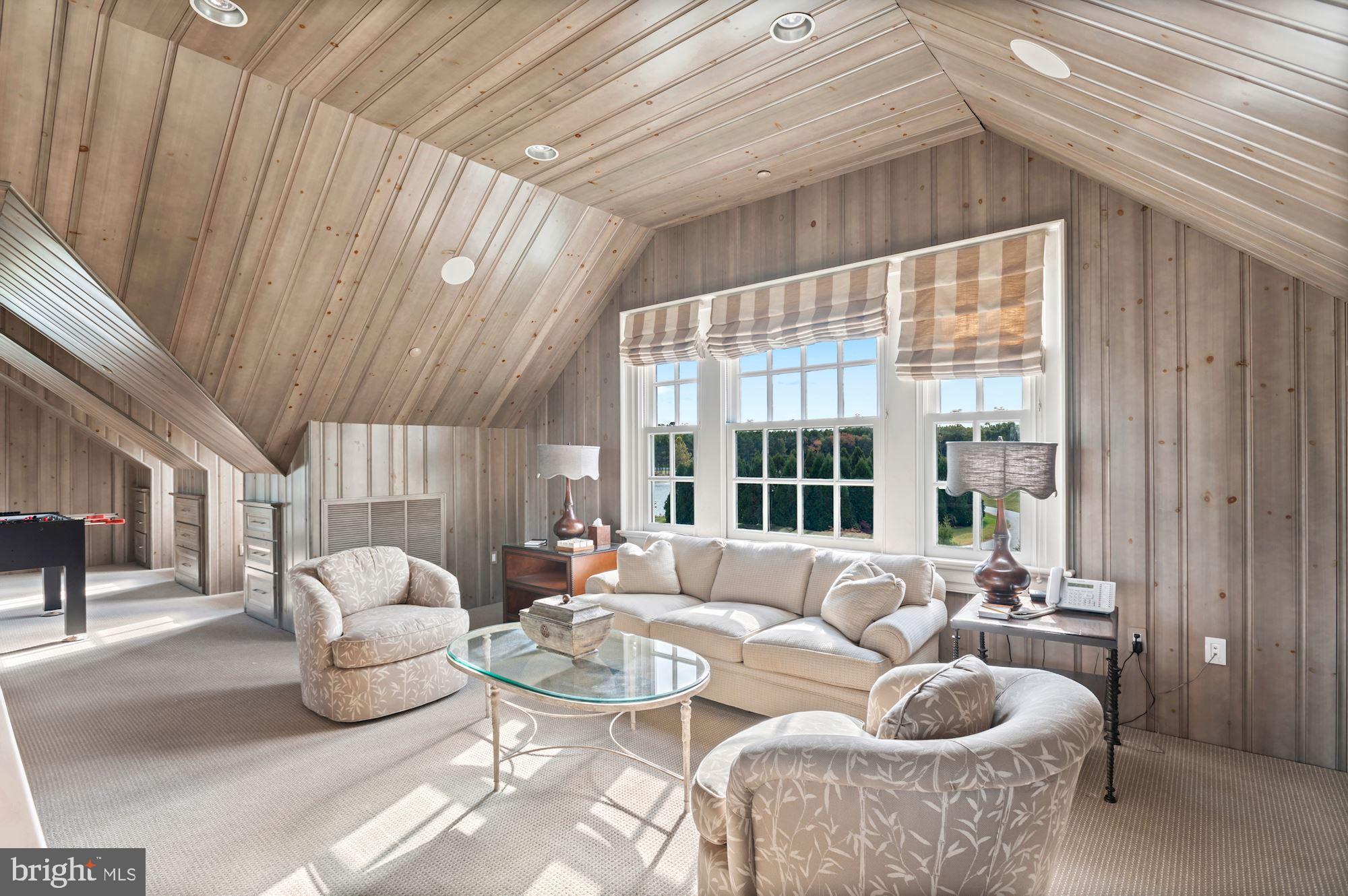 ROLLYSTON FARM - Residential