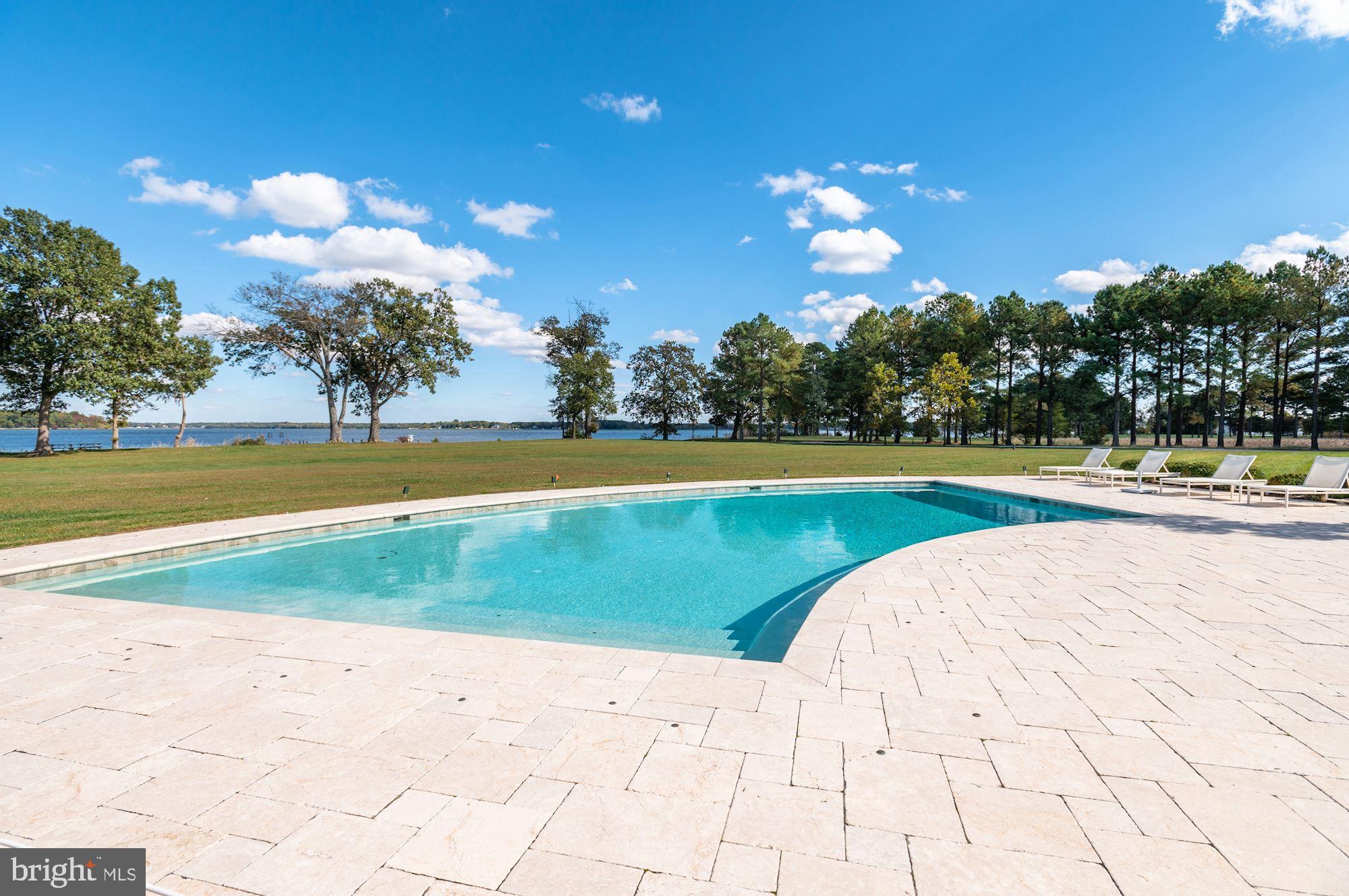 ROLLYSTON FARM - Residential