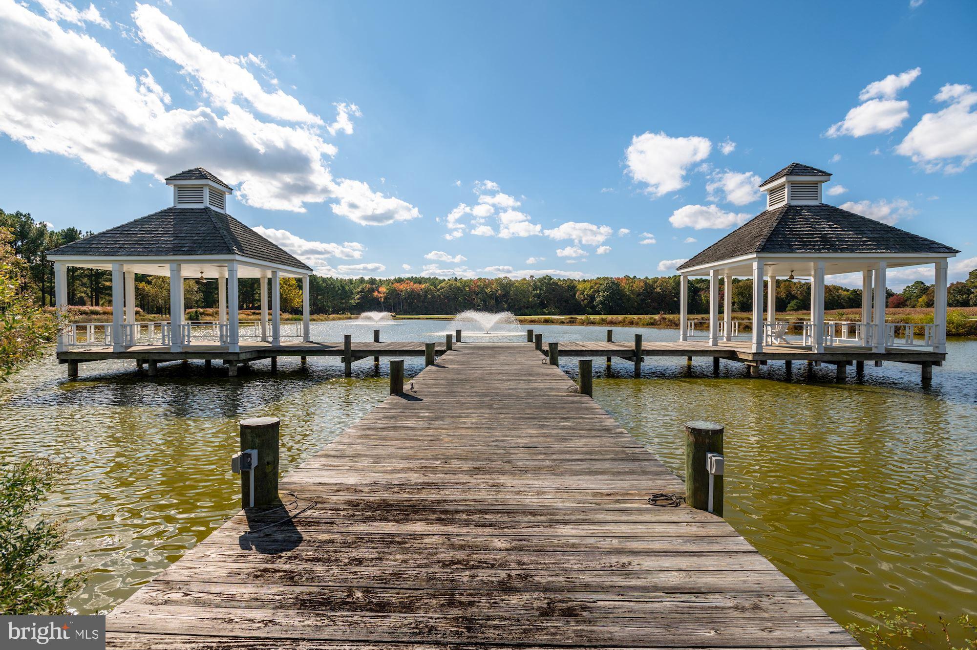 ROLLYSTON FARM - Residential
