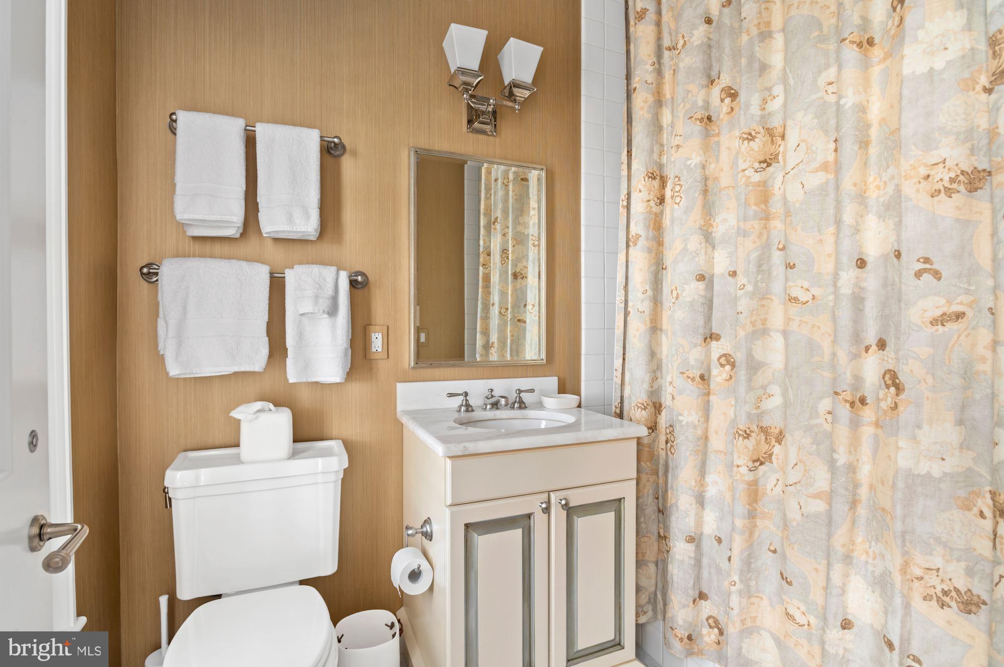 ROLLYSTON FARM - Residential