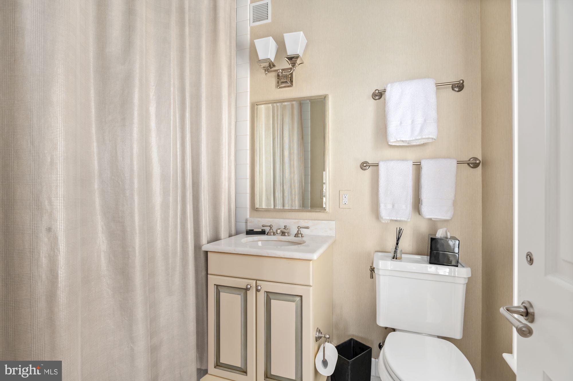 ROLLYSTON FARM - Residential