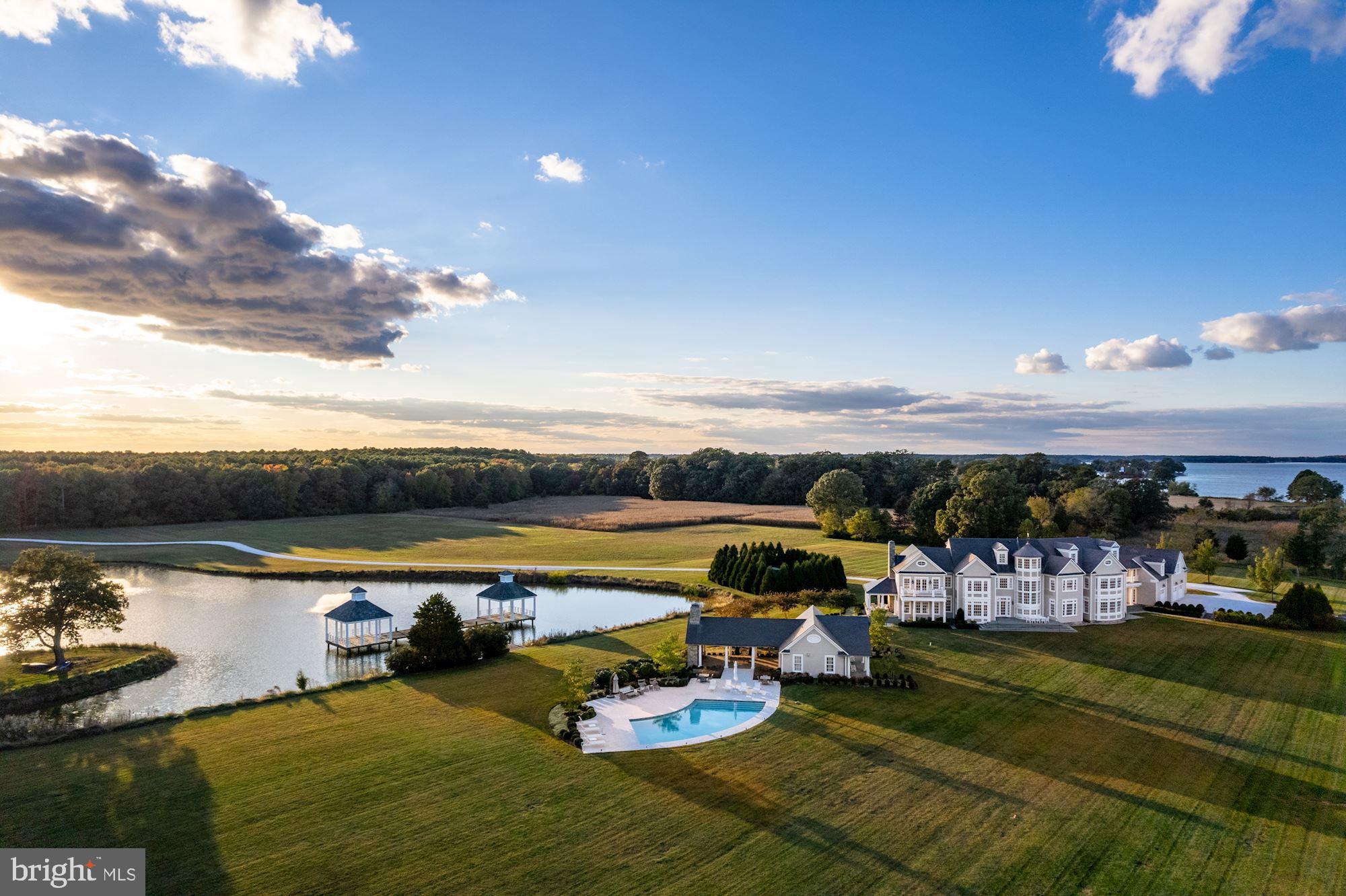 ROLLYSTON FARM - Residential