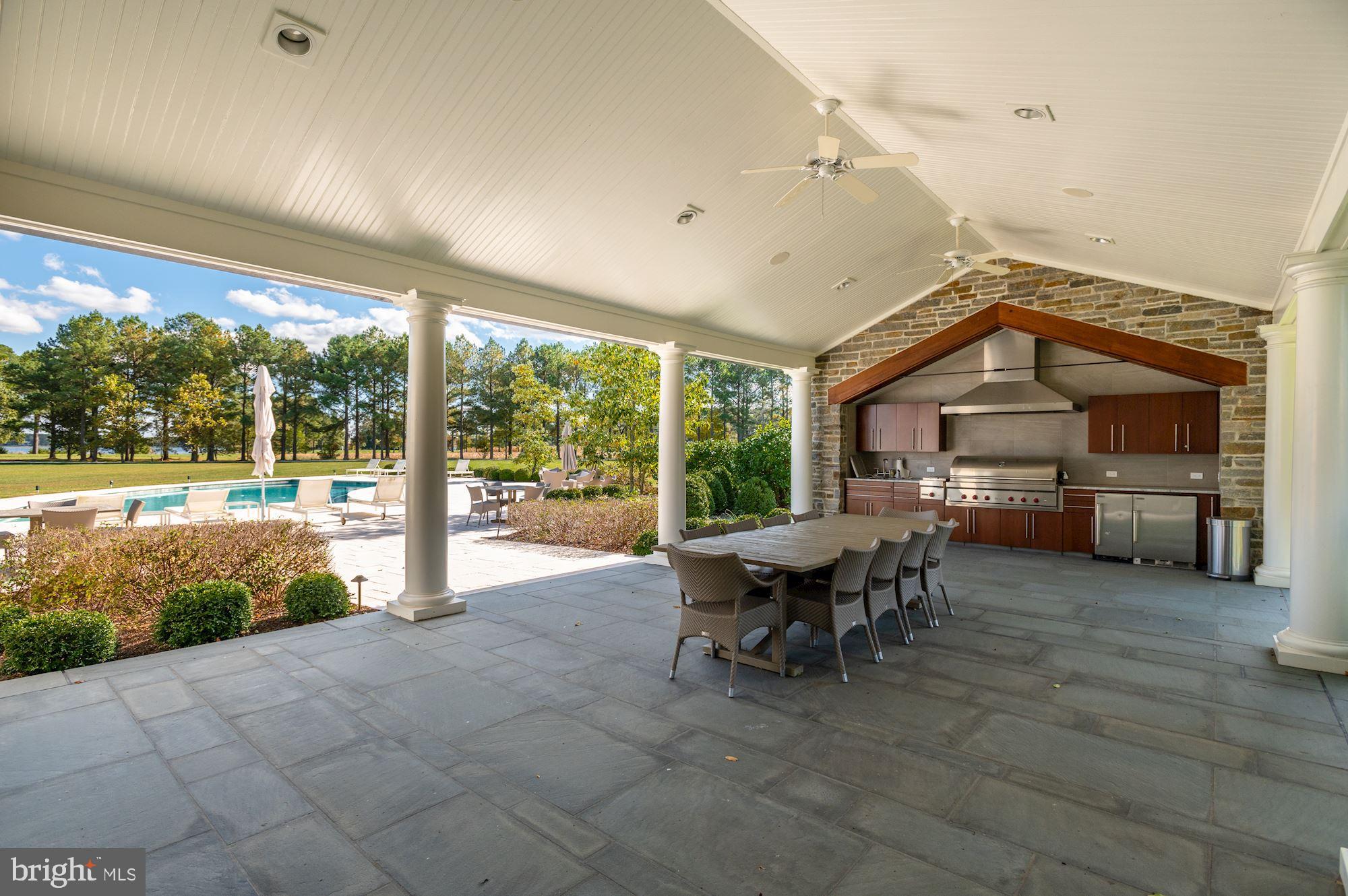 ROLLYSTON FARM - Residential