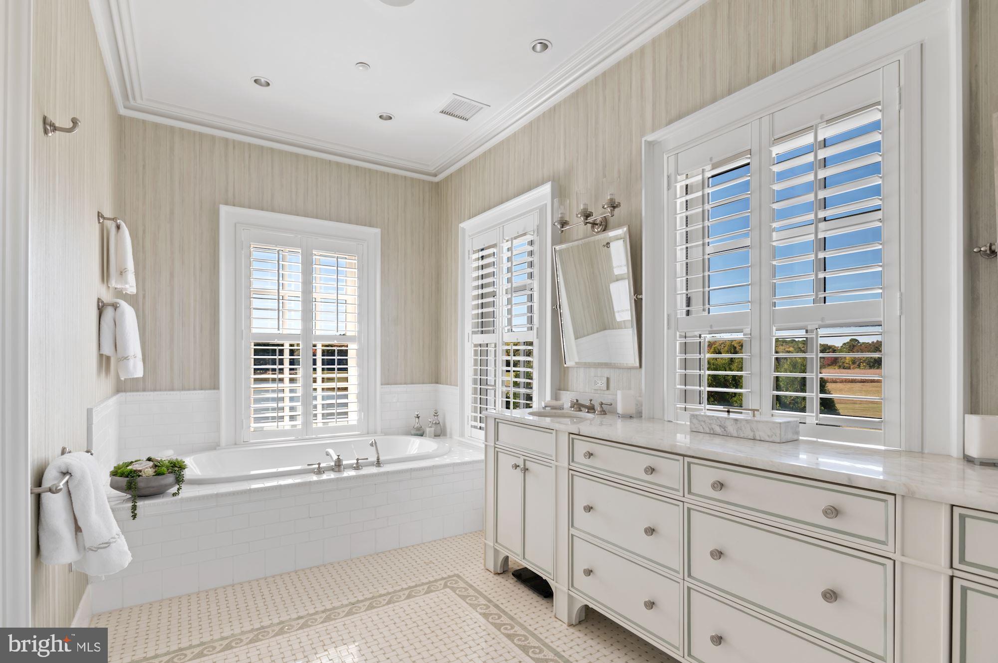 ROLLYSTON FARM - Residential