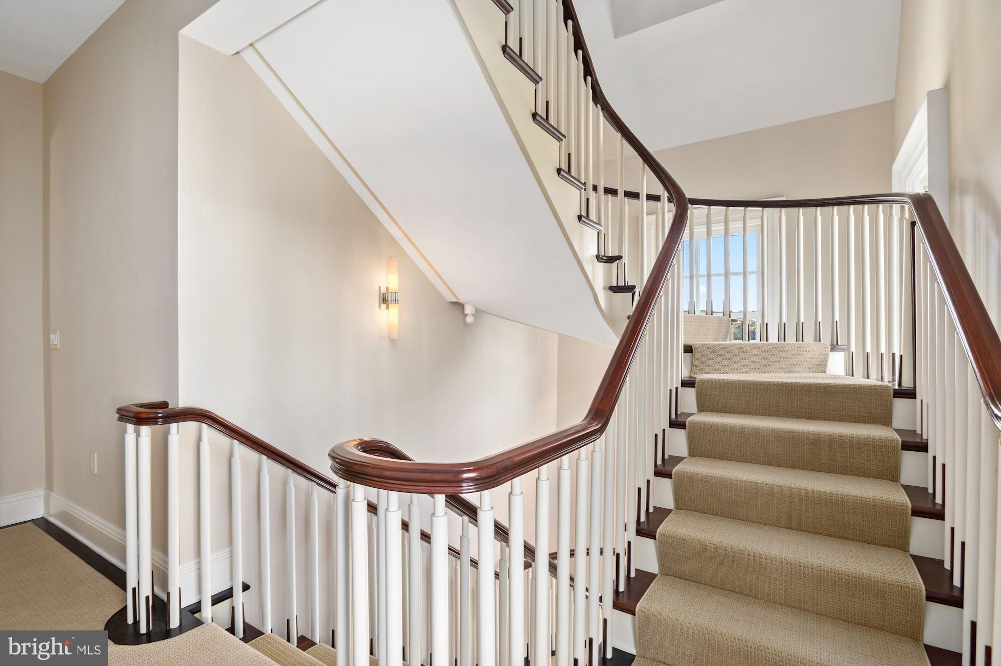 ROLLYSTON FARM - Residential