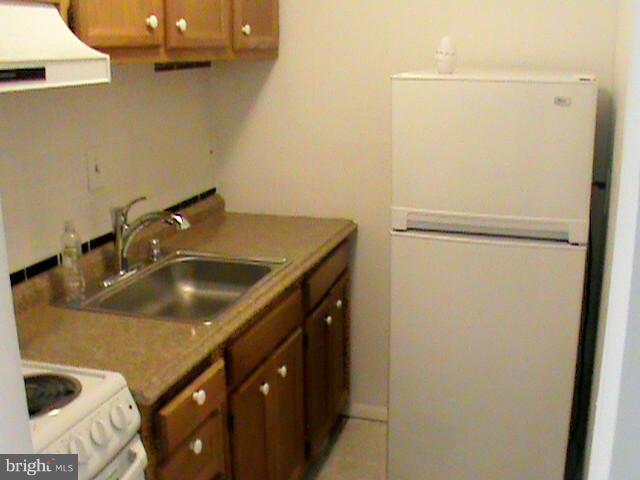 DUTCH GLEN CONDO - Residential