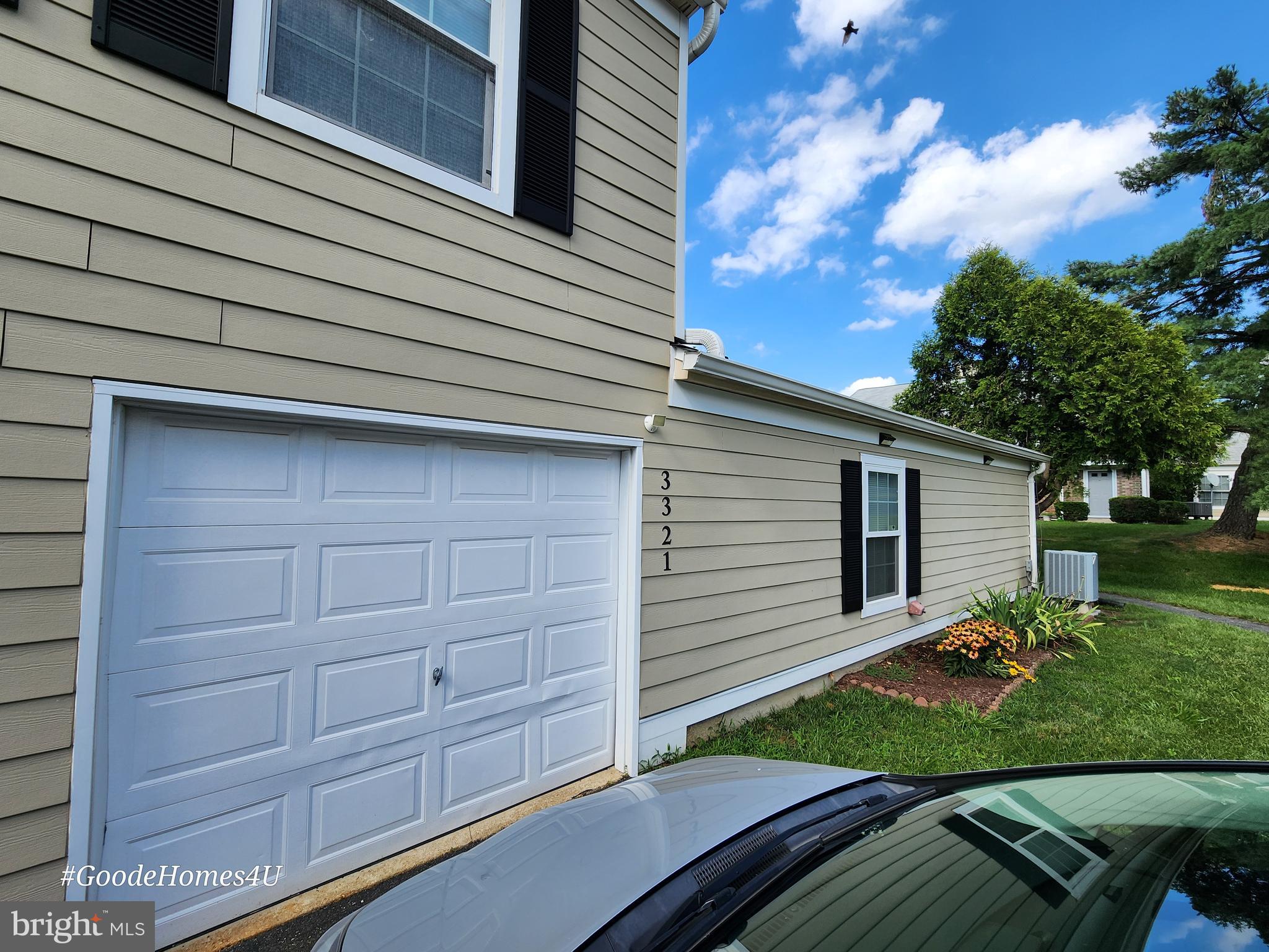 WESTPHALIA WOODS - Residential Lease