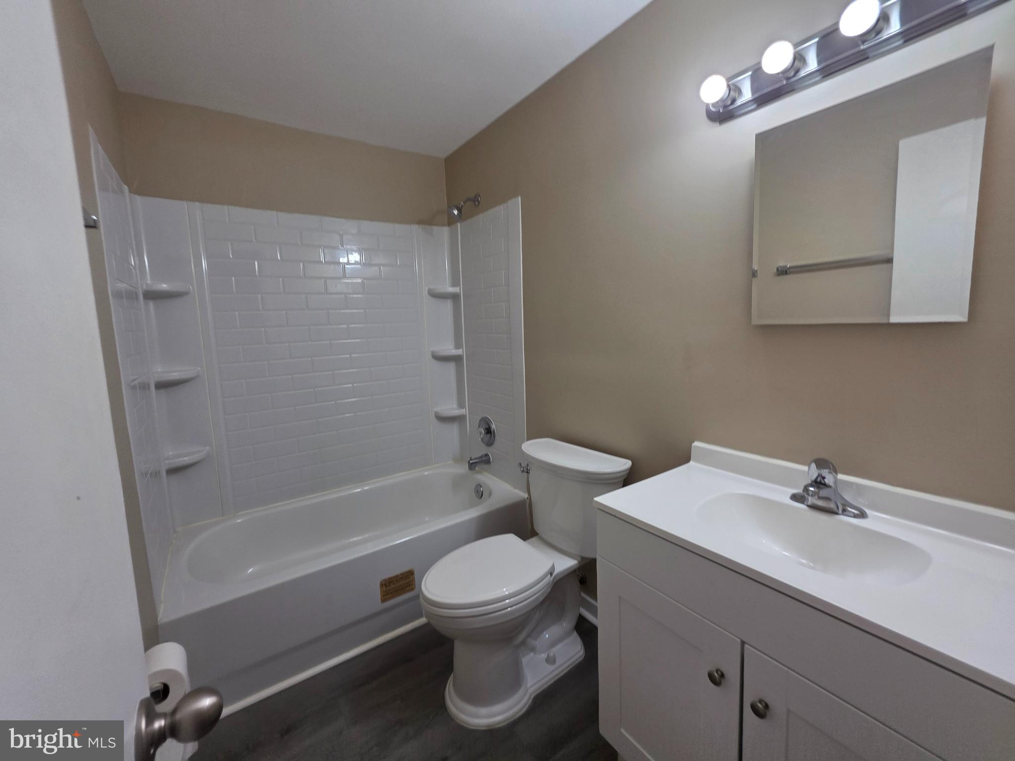 DILLARD - Residential Lease