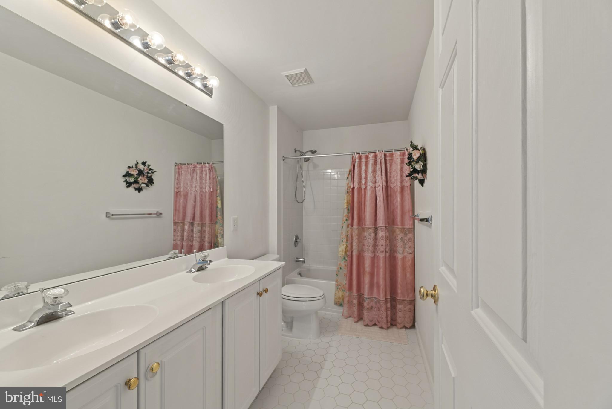 CYPRESS LANDING - Residential