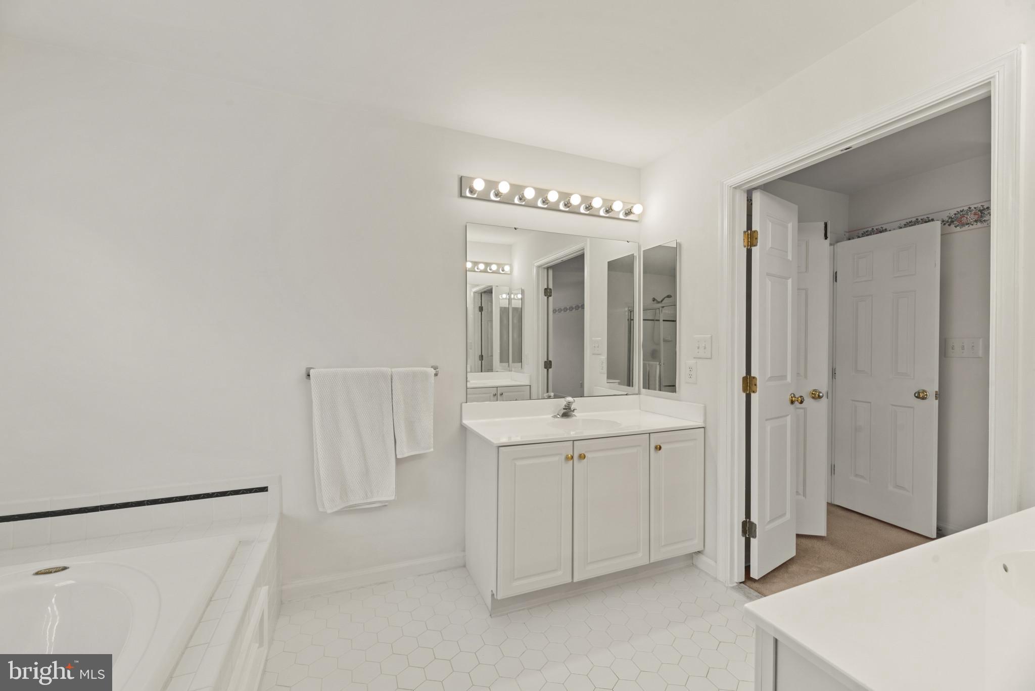 CYPRESS LANDING - Residential