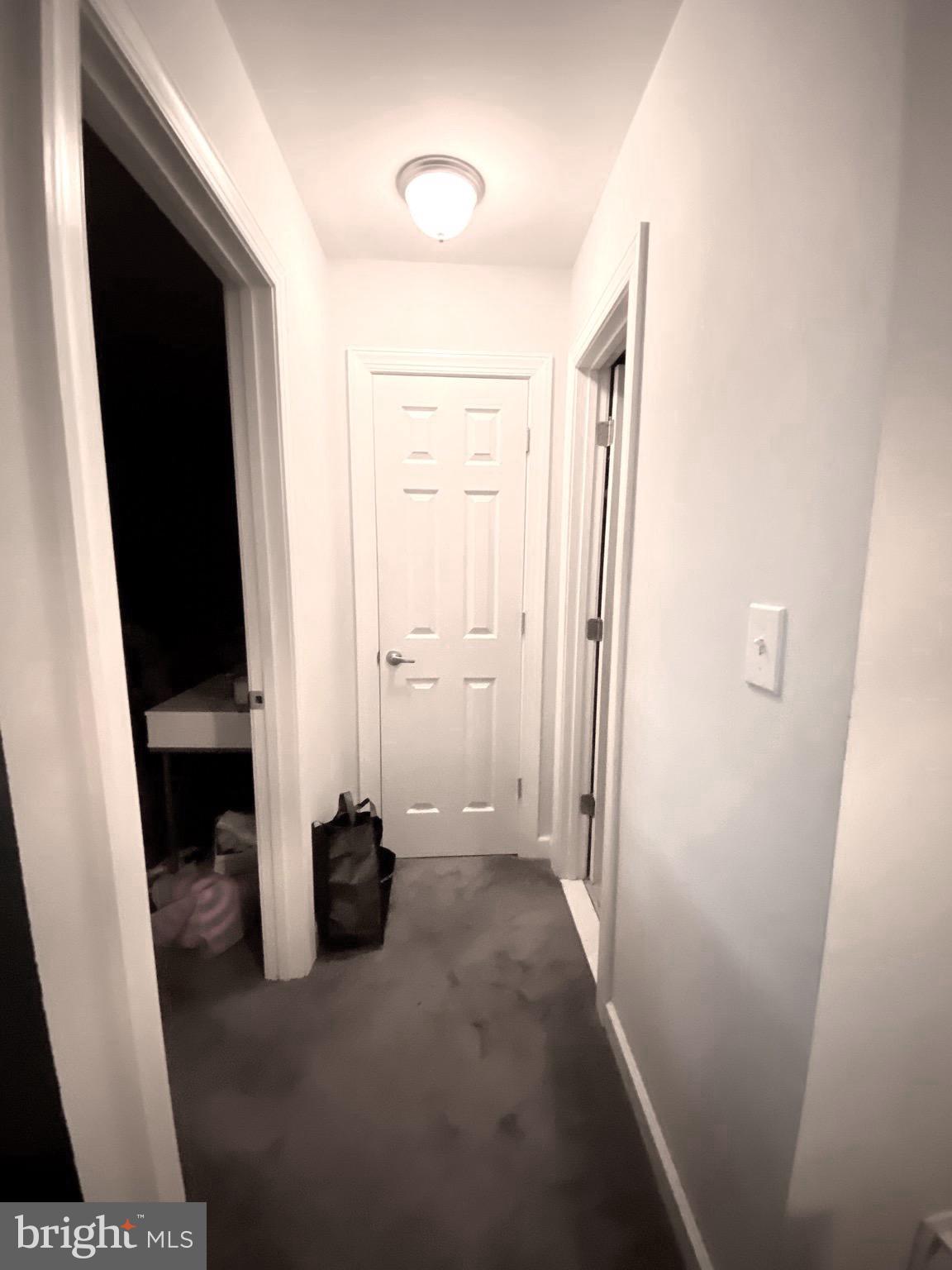 HUNTINGTON WALK - Residential Lease