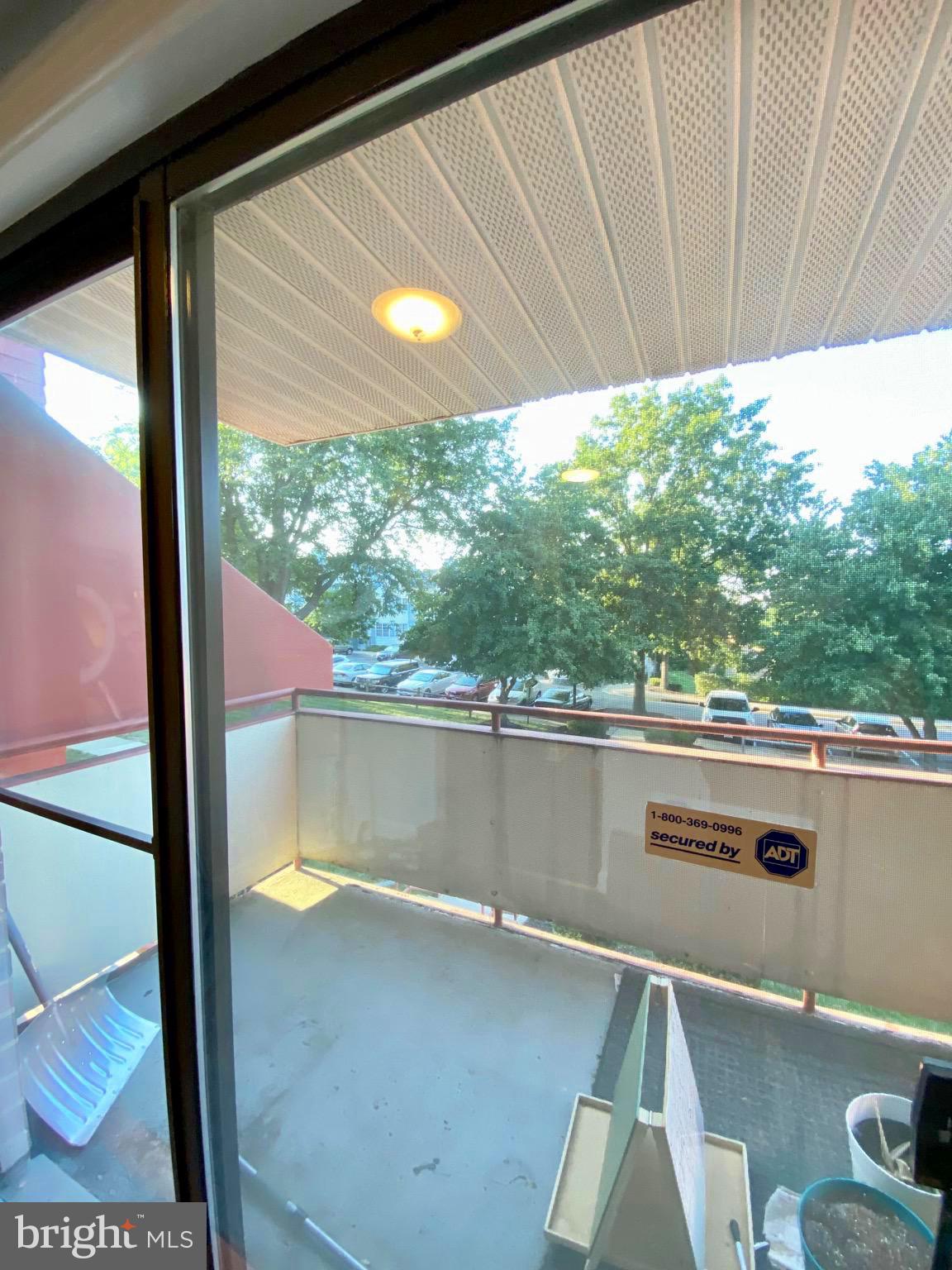 HUNTINGTON WALK - Residential Lease