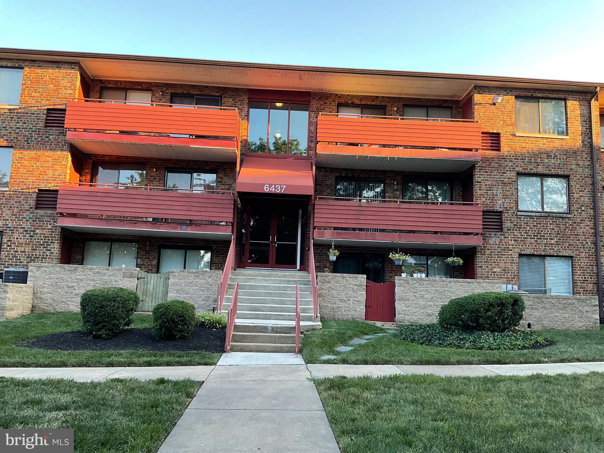 HUNTINGTON WALK - Residential Lease