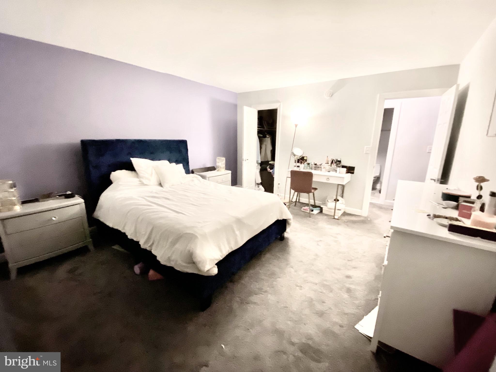 HUNTINGTON WALK - Residential Lease