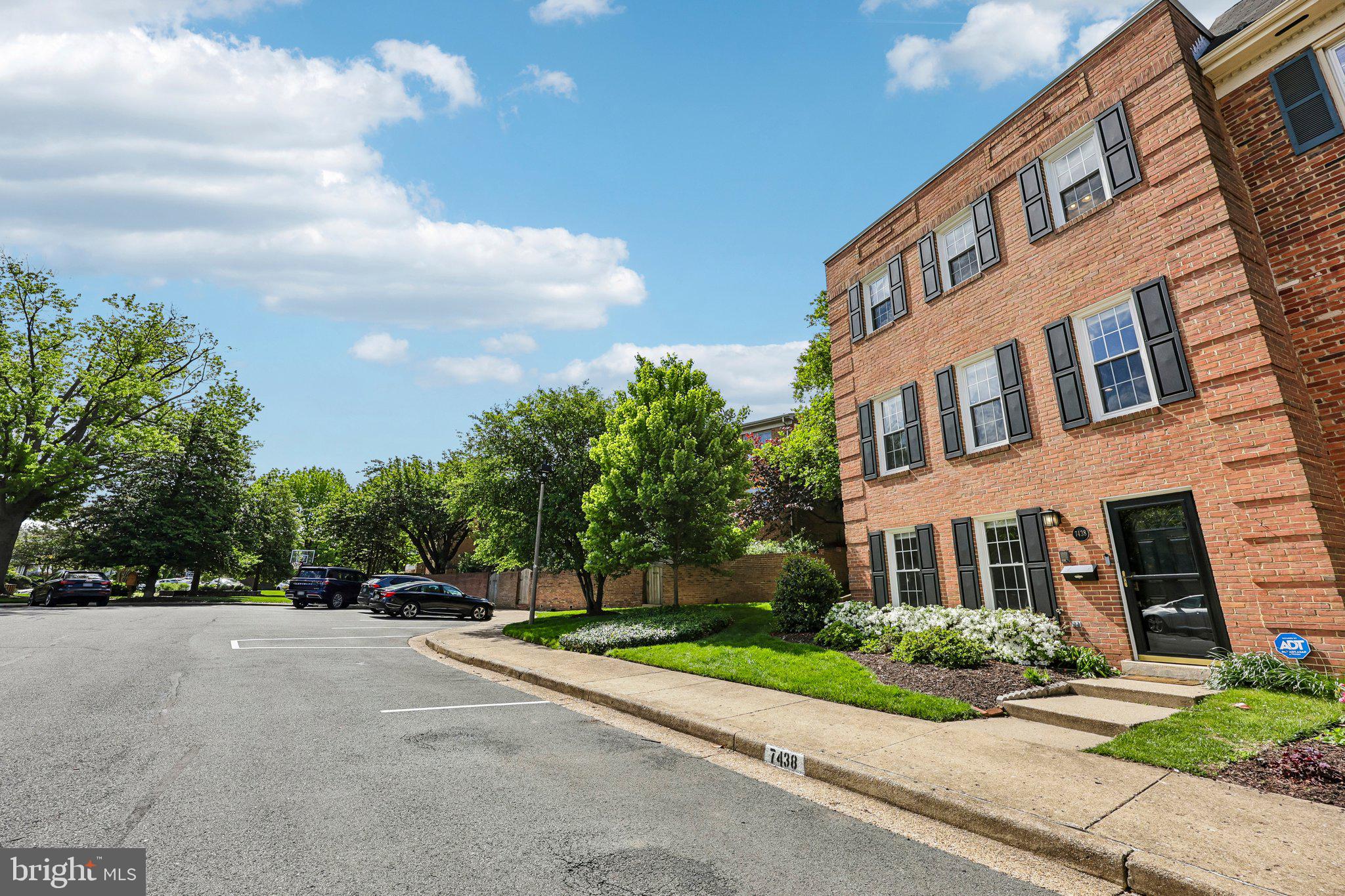 HALLCREST HEIGHTS - Residential