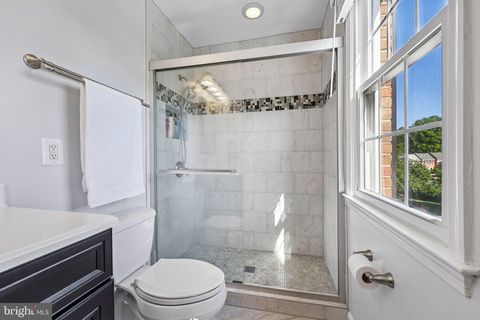 Tiny photo for 7438 Hallcrest Drive, MCLEAN, VA 22102 (MLS # VAFX2308314)