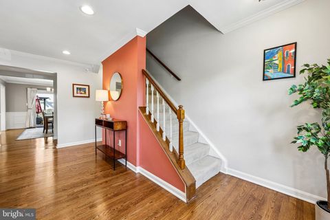 Tiny photo for 7438 Hallcrest Drive, MCLEAN, VA 22102 (MLS # VAFX2308314)