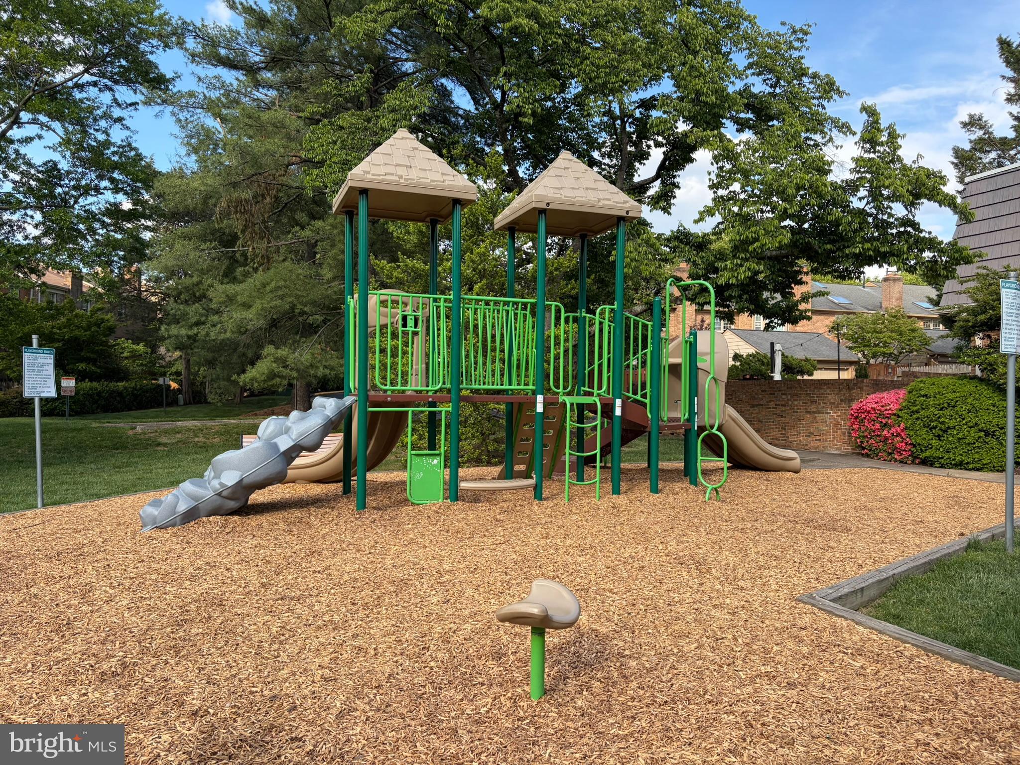 HALLCREST HEIGHTS - Residential