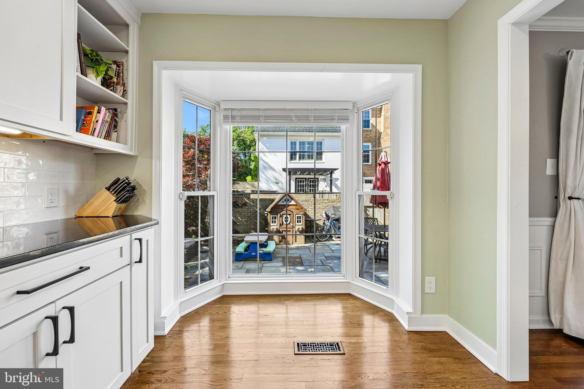 HALLCREST HEIGHTS - Residential