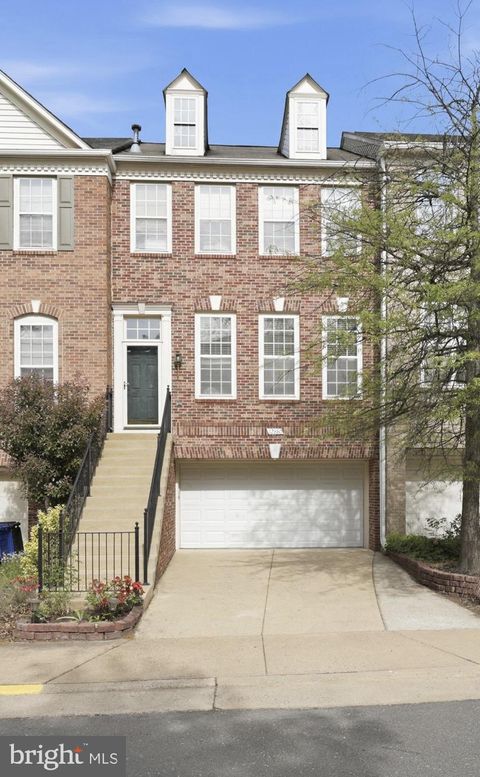 12880 FAIR VALLEY COURT FAIRFAX VA 22033