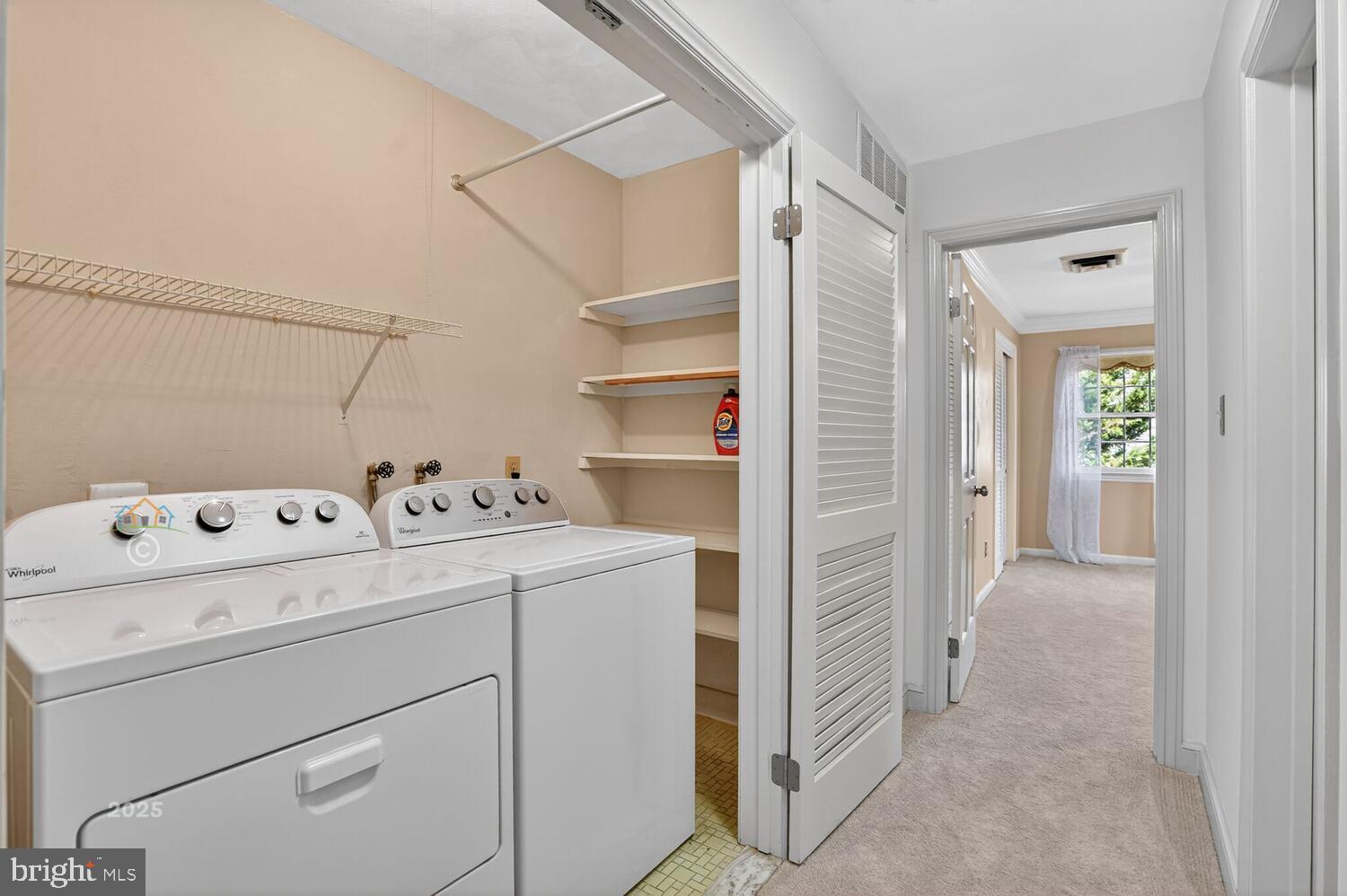 WOODSIDE ESTATES - Residential