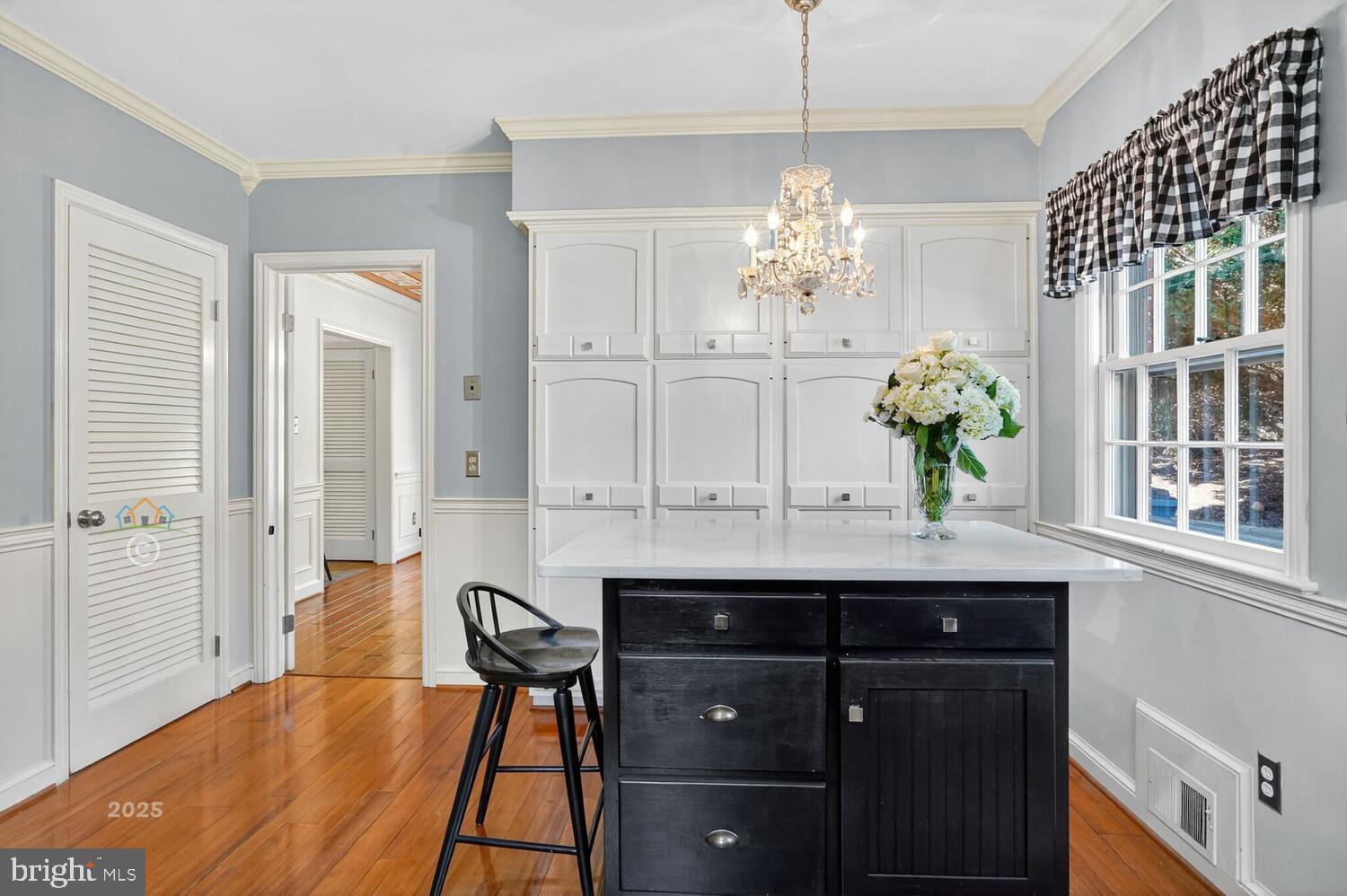 WOODSIDE ESTATES - Residential