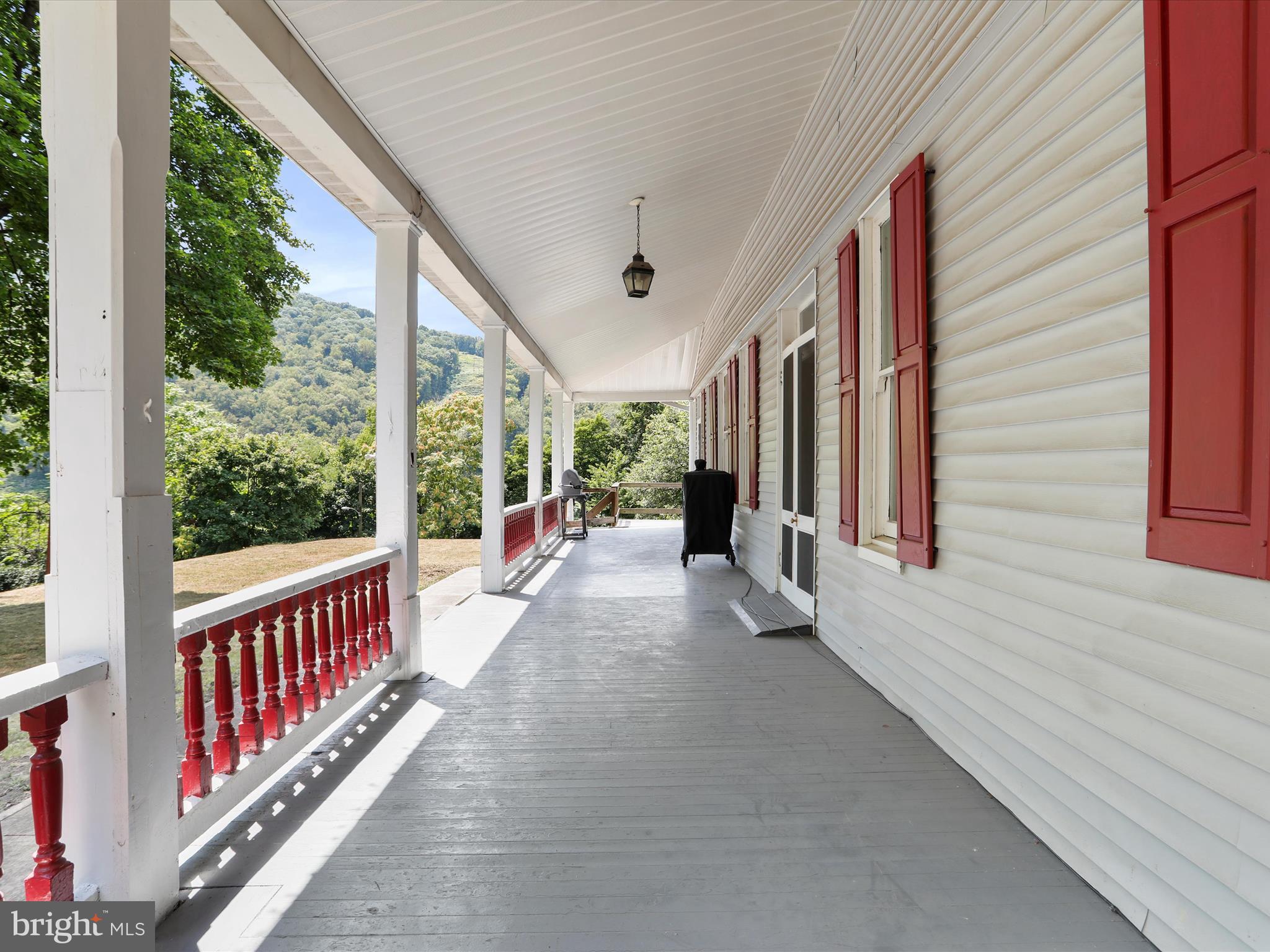 433 HANOVER STREET