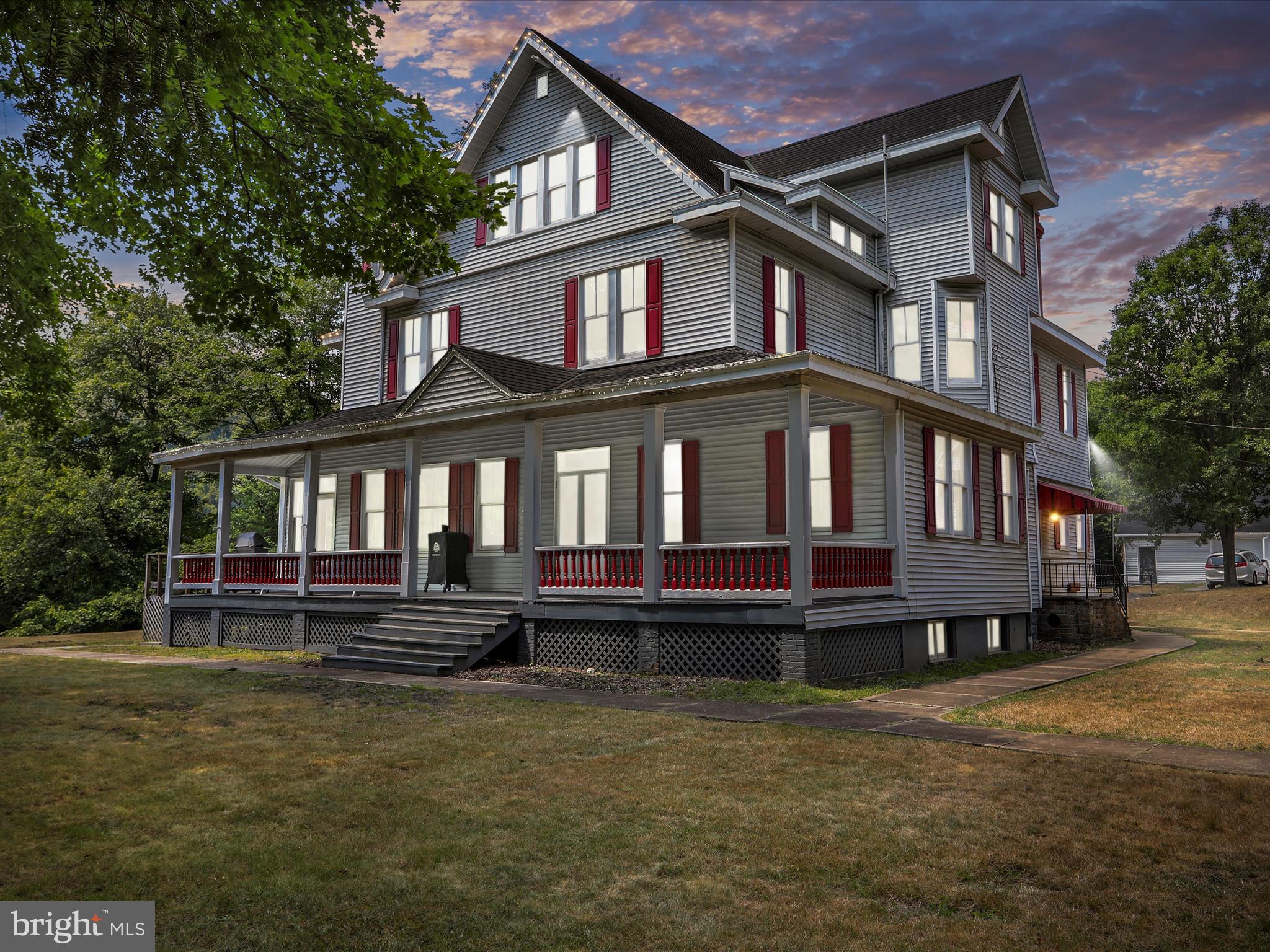 433 HANOVER STREET