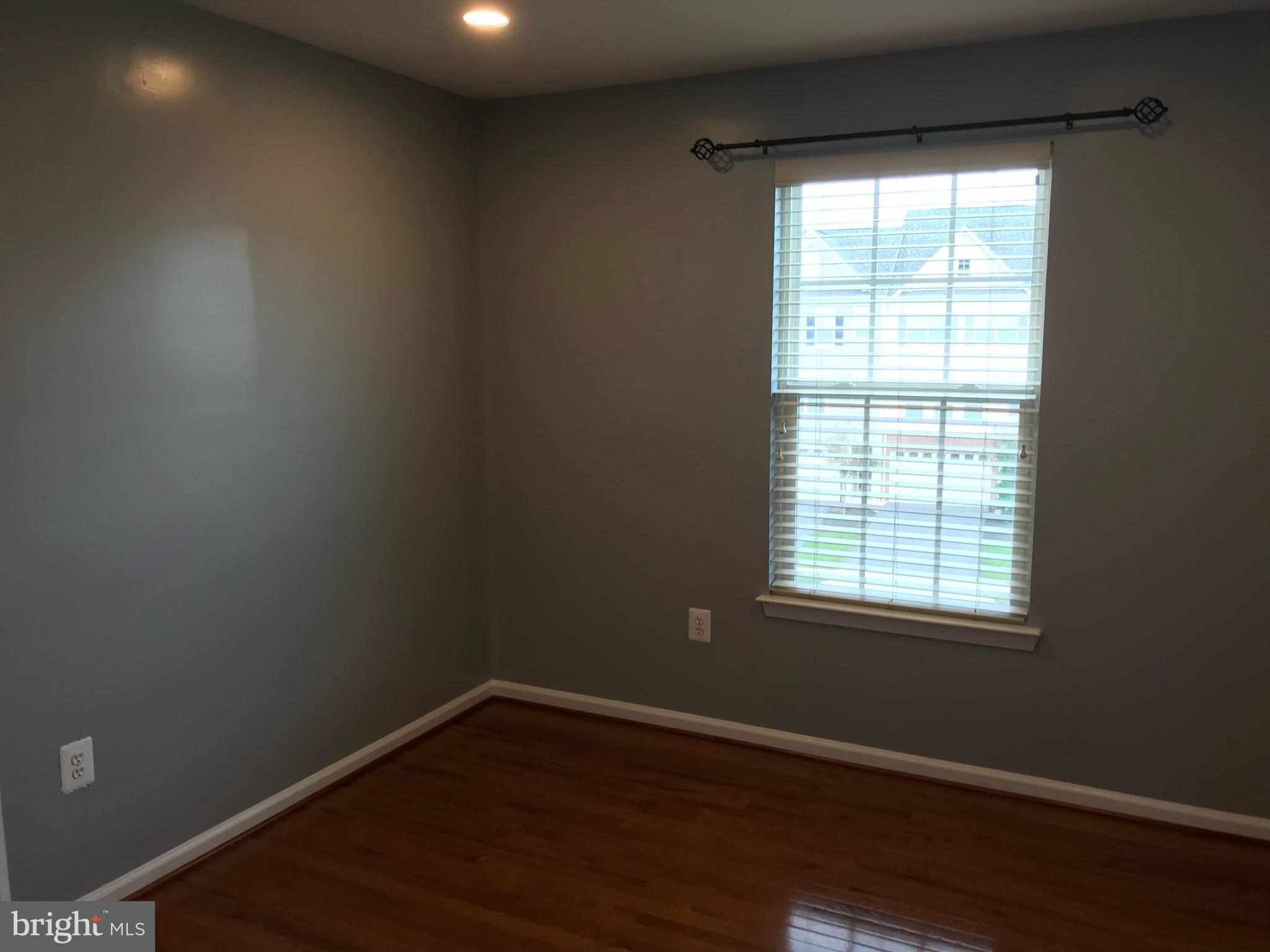 247 WOODSTREAM BOULEVARD