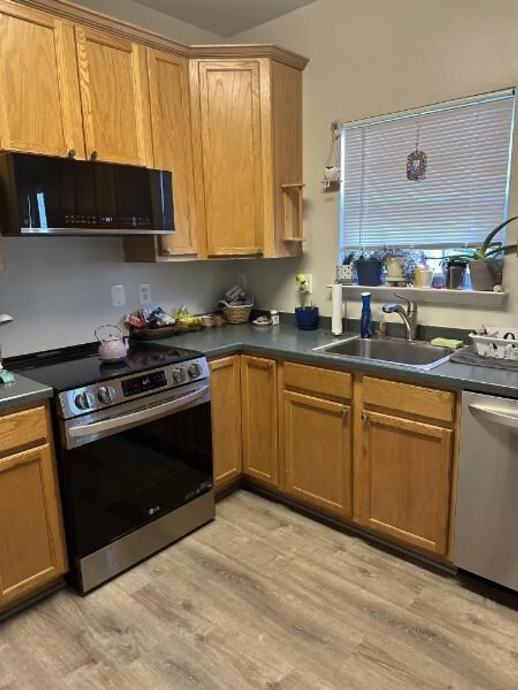 Additional image 2 of 424 Ginkgo Terrace NE, Leesburg, VA 20176