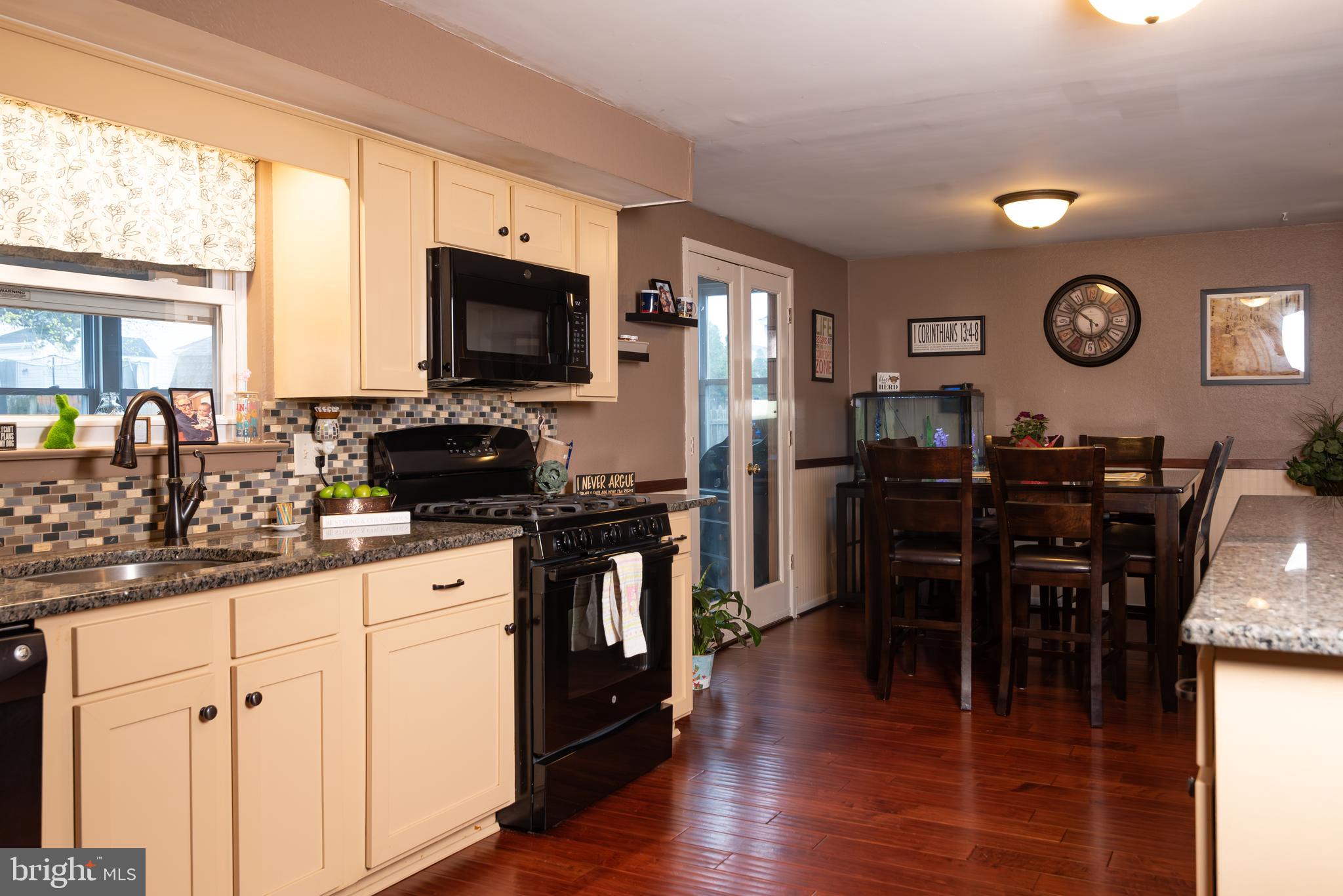 WILLOW FARMS - Residential