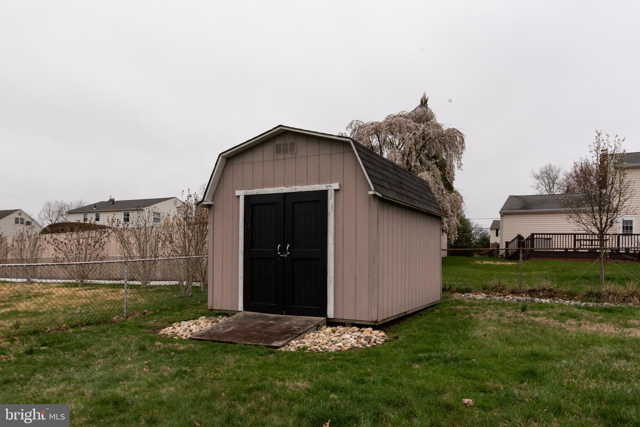 WILLOW FARMS - Residential