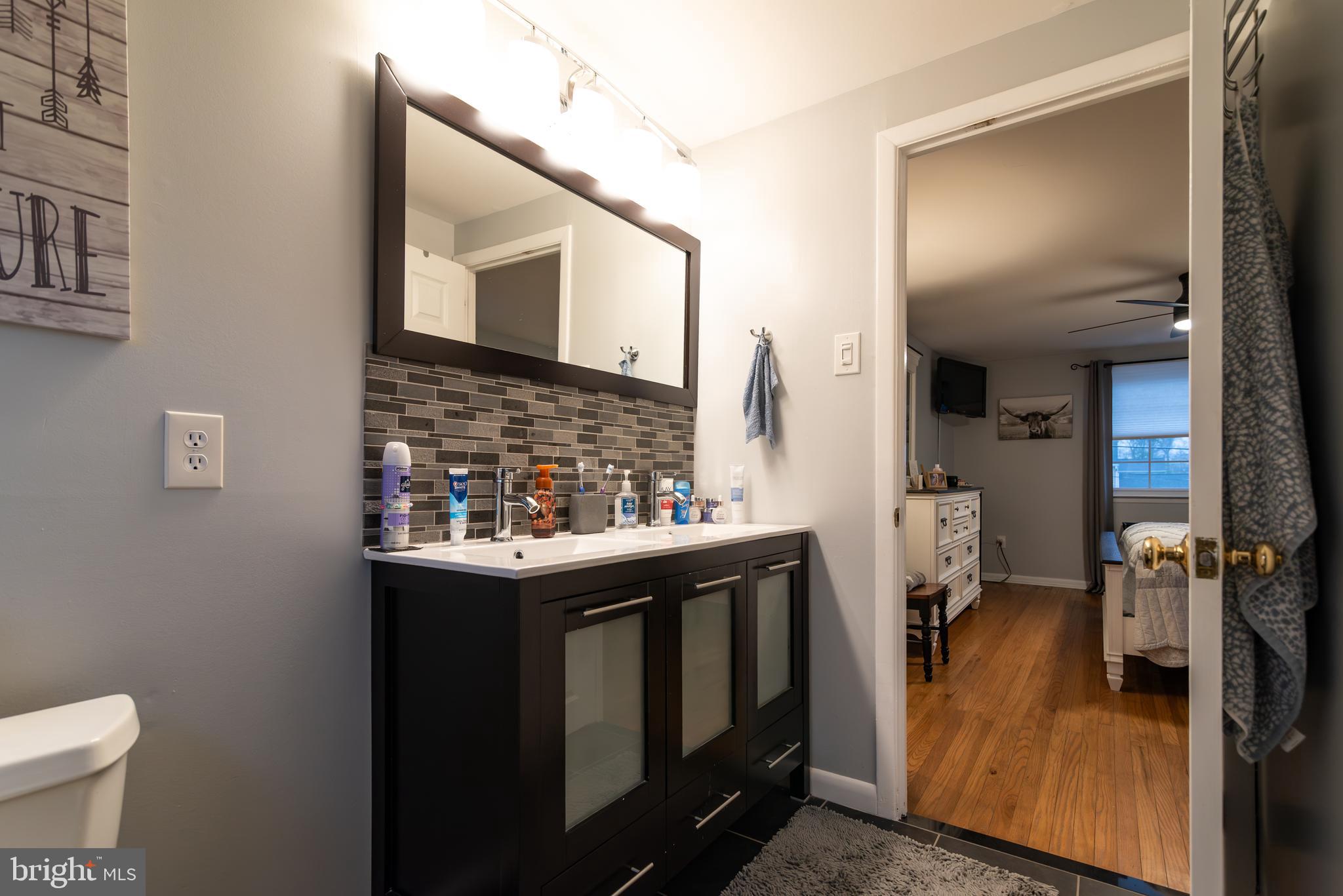 WILLOW FARMS - Residential