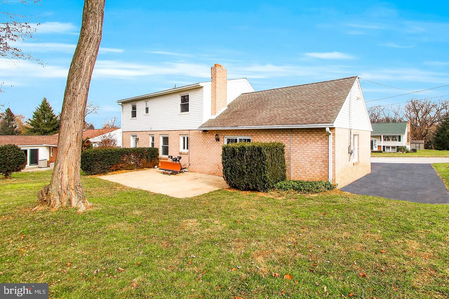 COLONIAL HEIGHTS - Residential