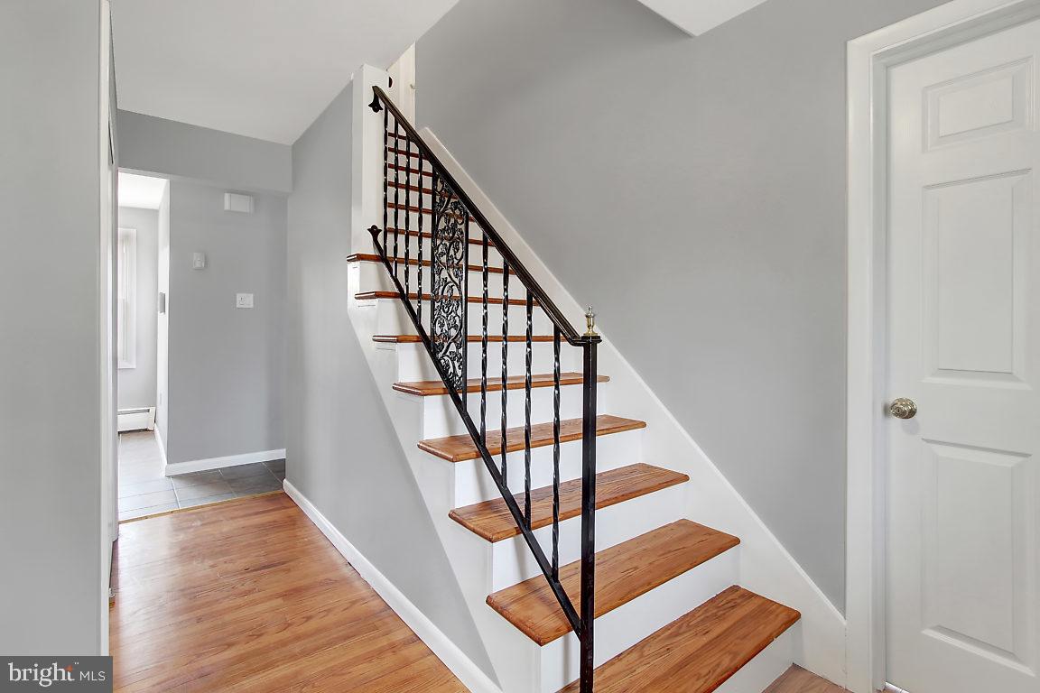 COLONIAL HEIGHTS - Residential