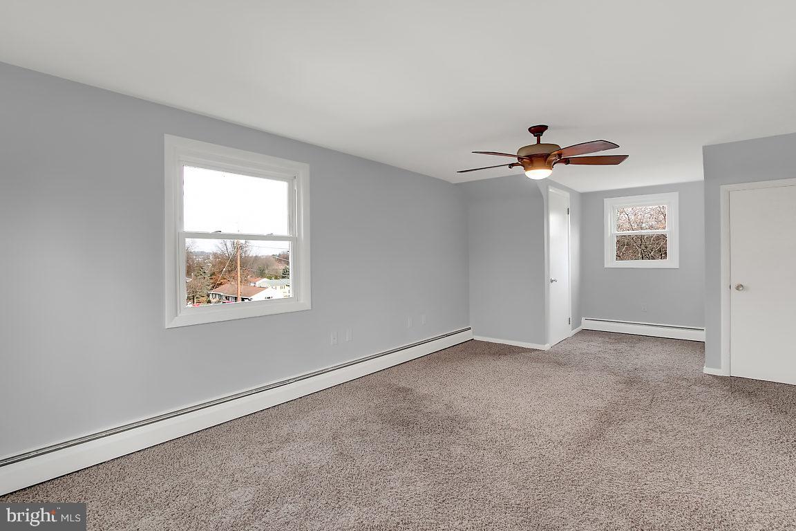 COLONIAL HEIGHTS - Residential