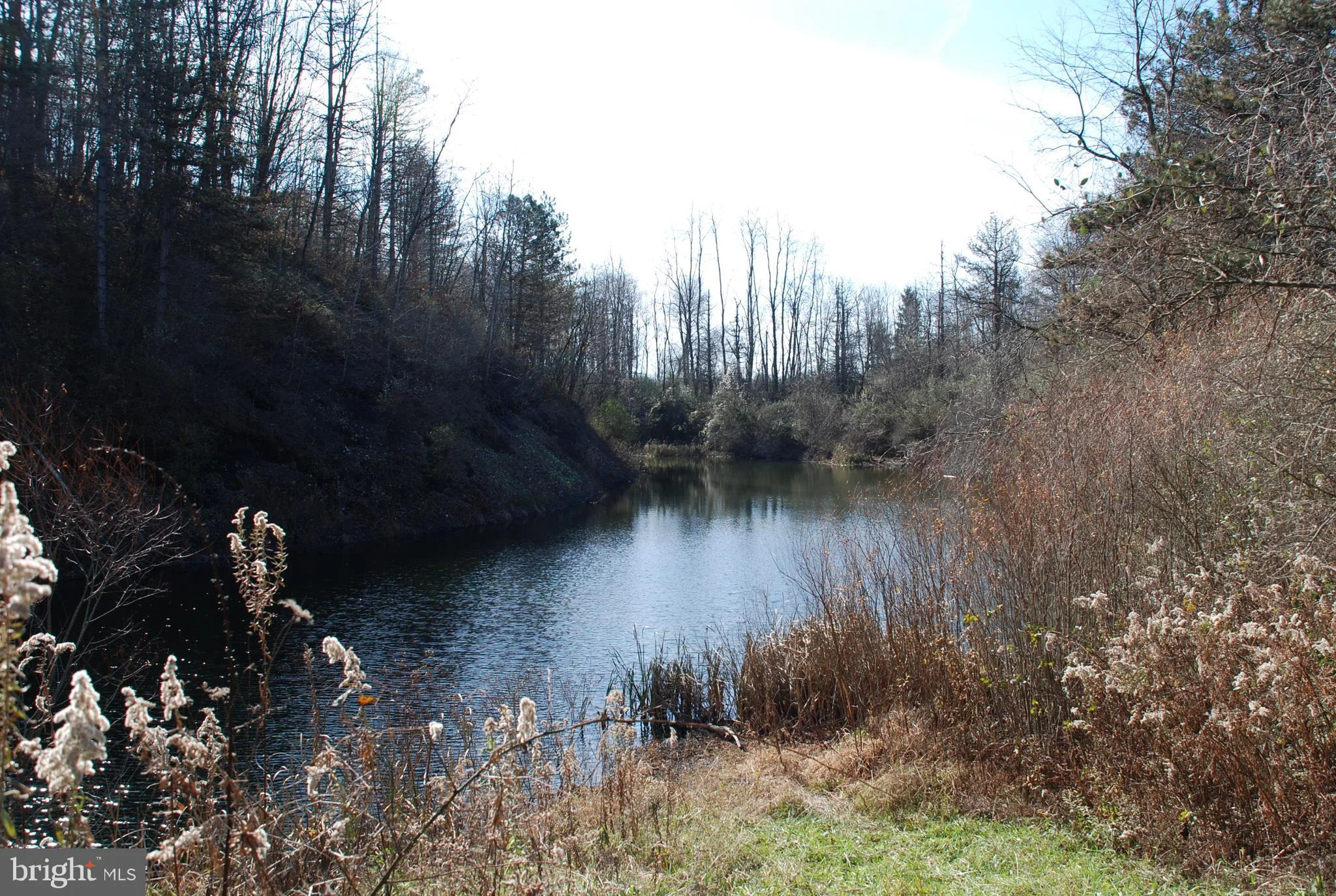 Moccasin Rocks Road, Hazelton, WV 26525