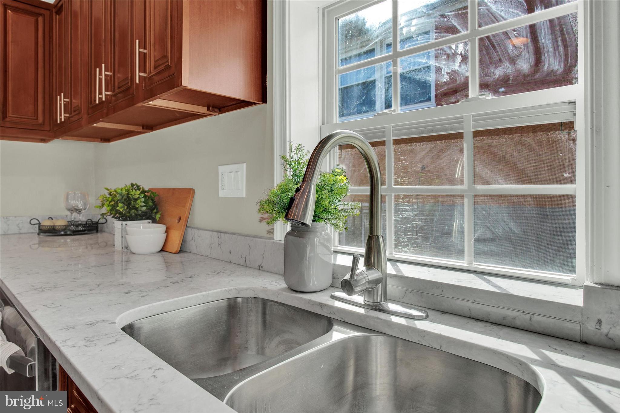 CAPITOL HEIGHTS - Residential