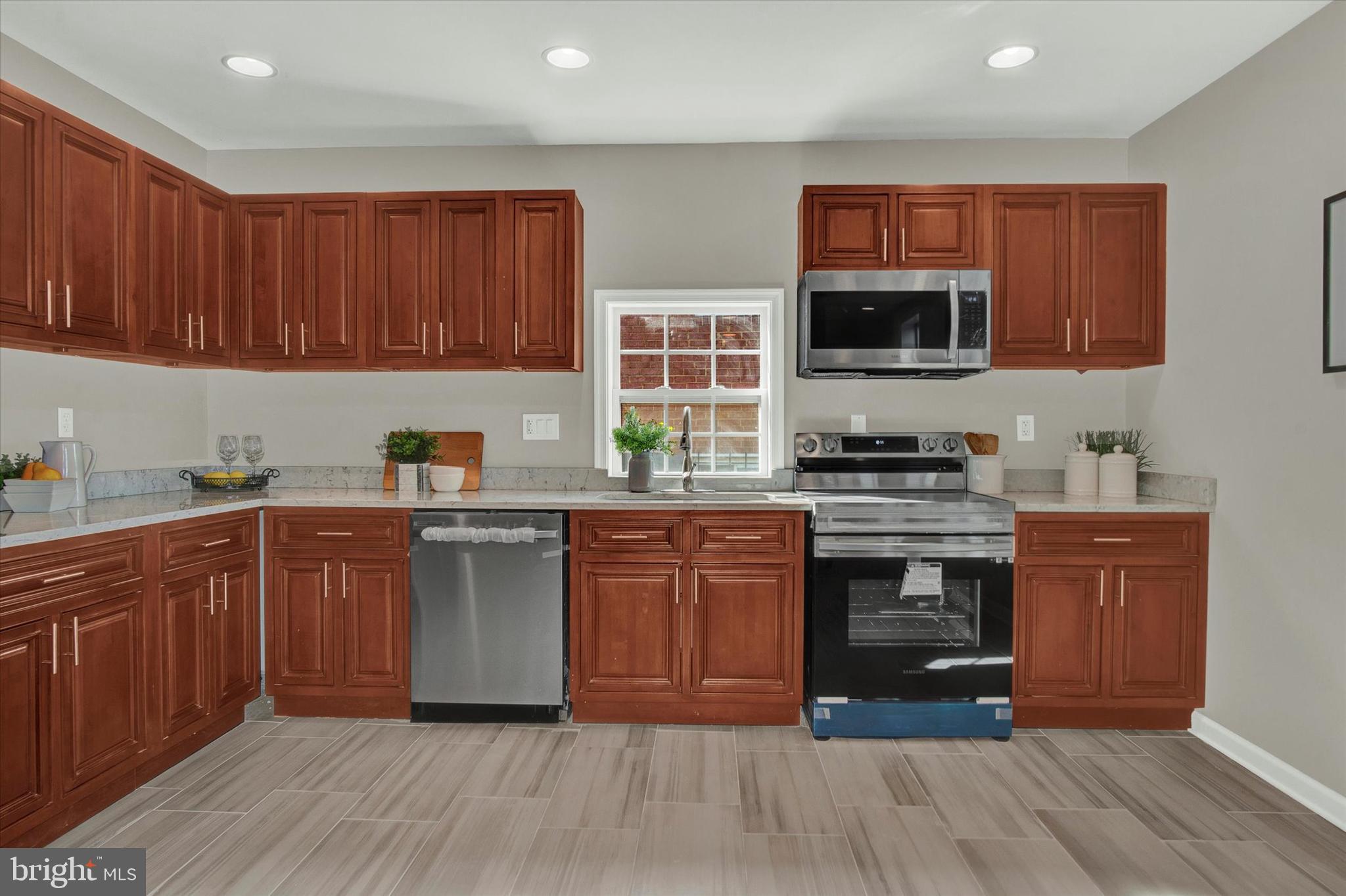 CAPITOL HEIGHTS - Residential